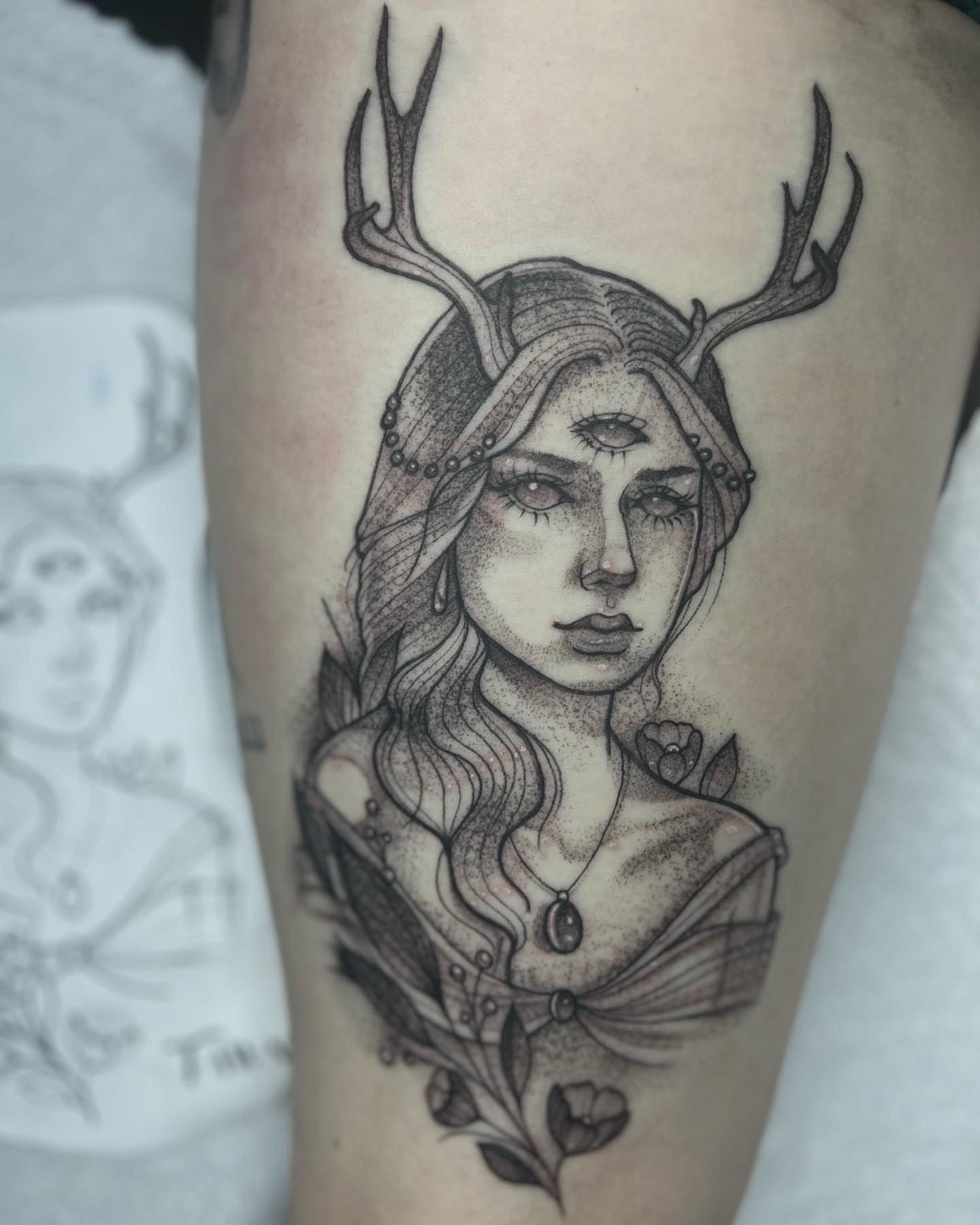 Tattoo by @lovelytattooing — dotwork, realism