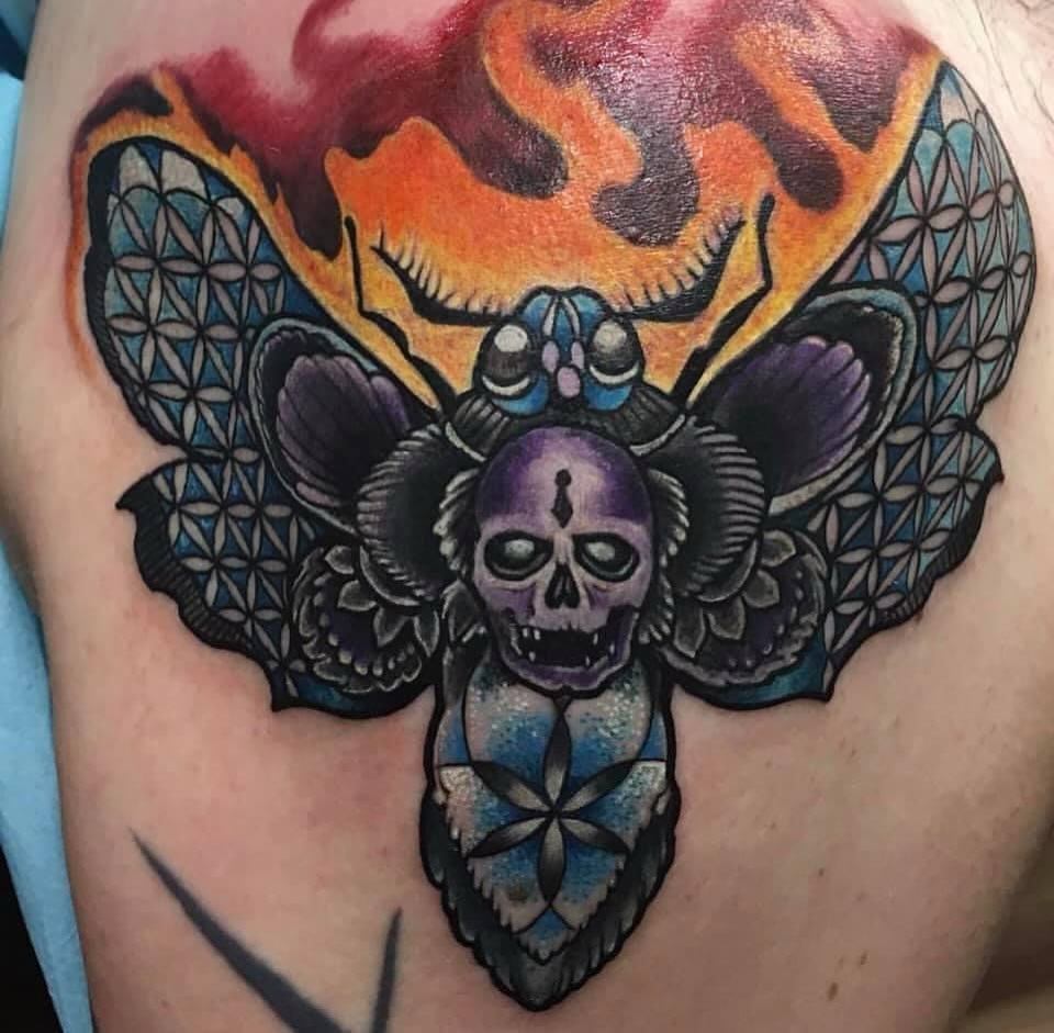 Tattoo by @lydiabruno13 — geometric, dark_realism