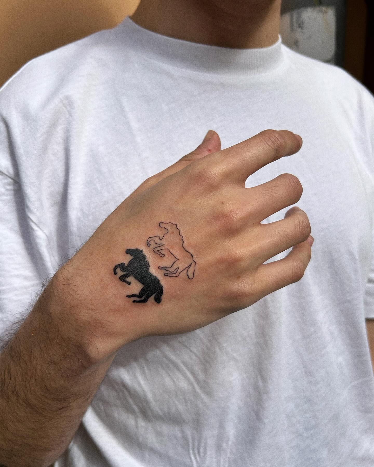 Tattoo by @klaracoral — black_and_grey