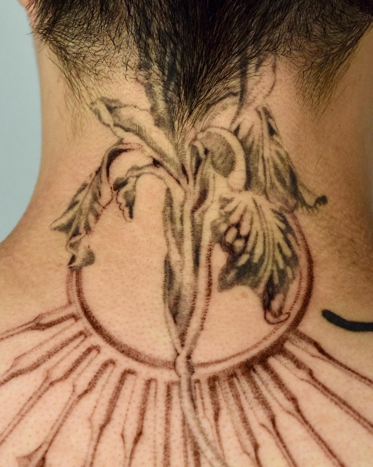 Flower and vine black and grey tattoo on the neck by Stella Oh