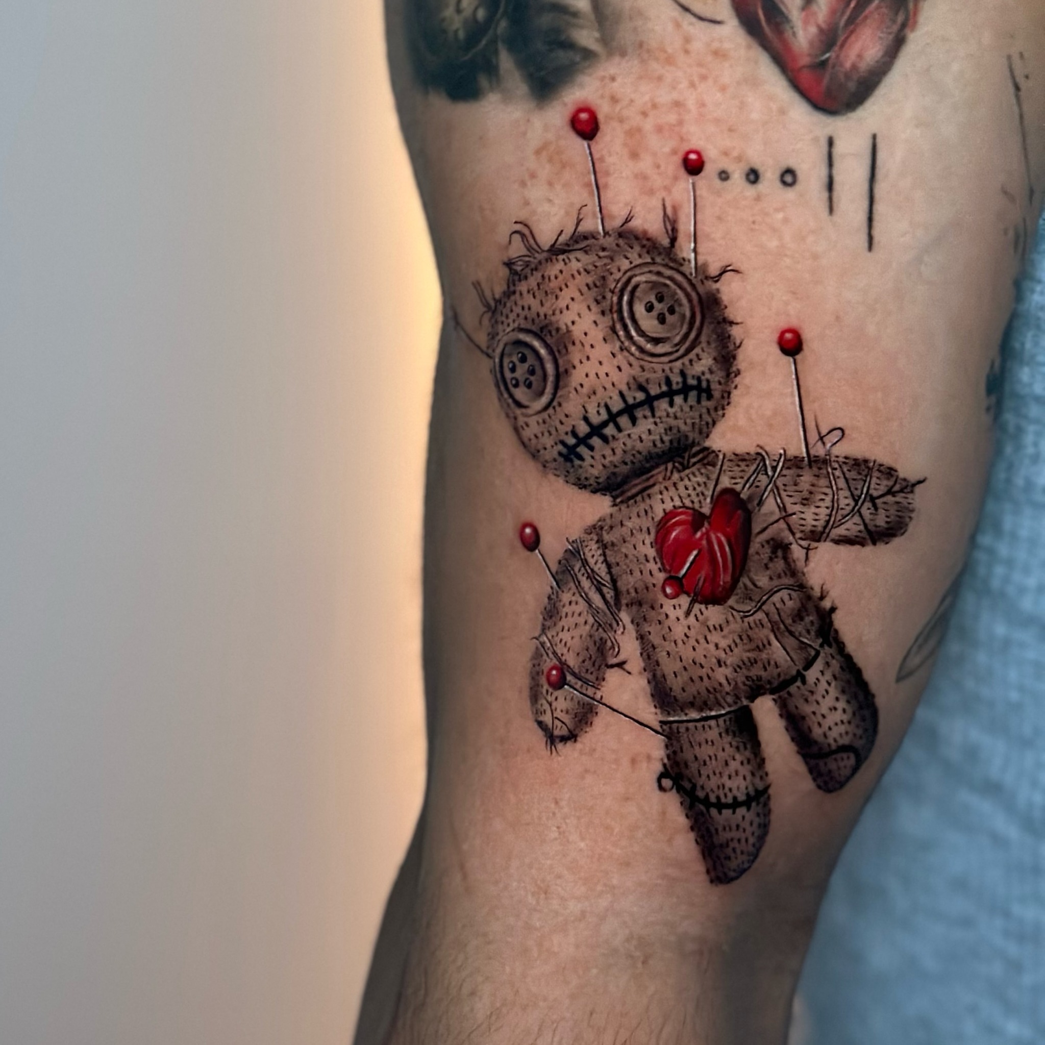 Tattoo by @romanostattoo — black_and_grey