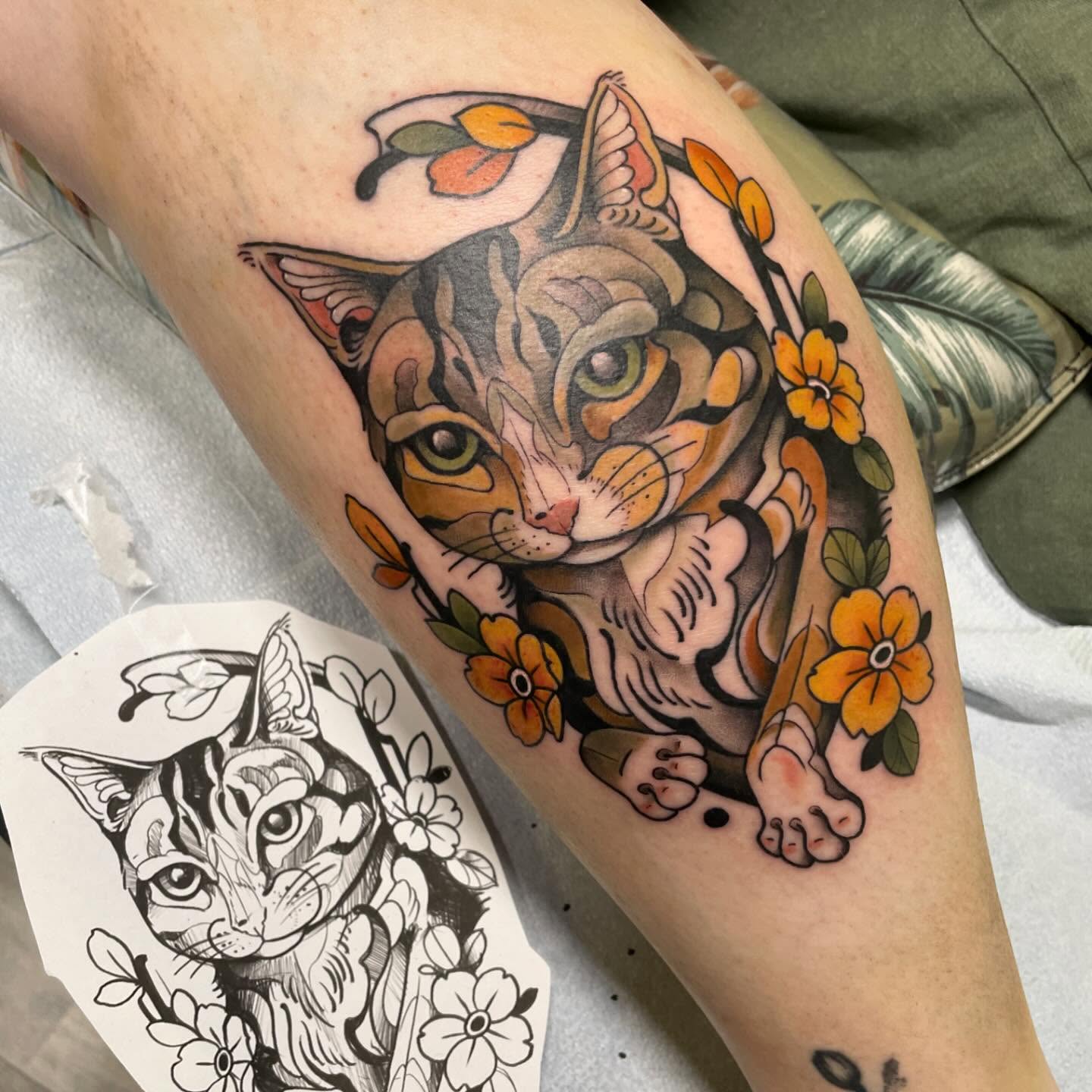 Tattoo by @mirelajade — american_traditional, realism