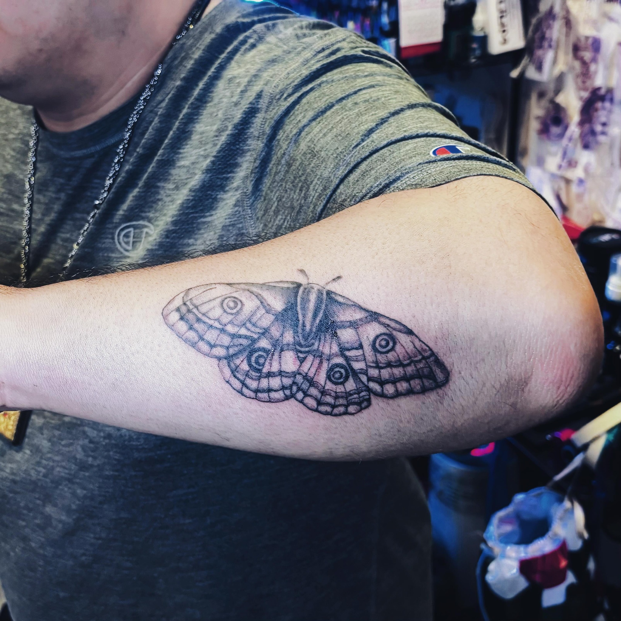 Tattoo by @sagittarius_tattoohk β realism