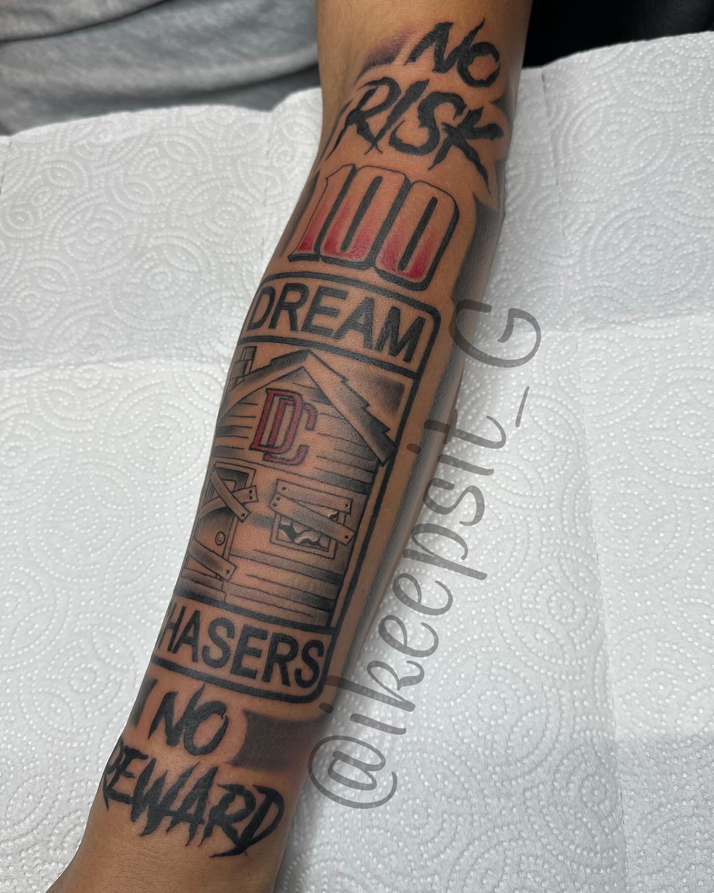 Tattoo by @ikeepsit_g — black_and_grey