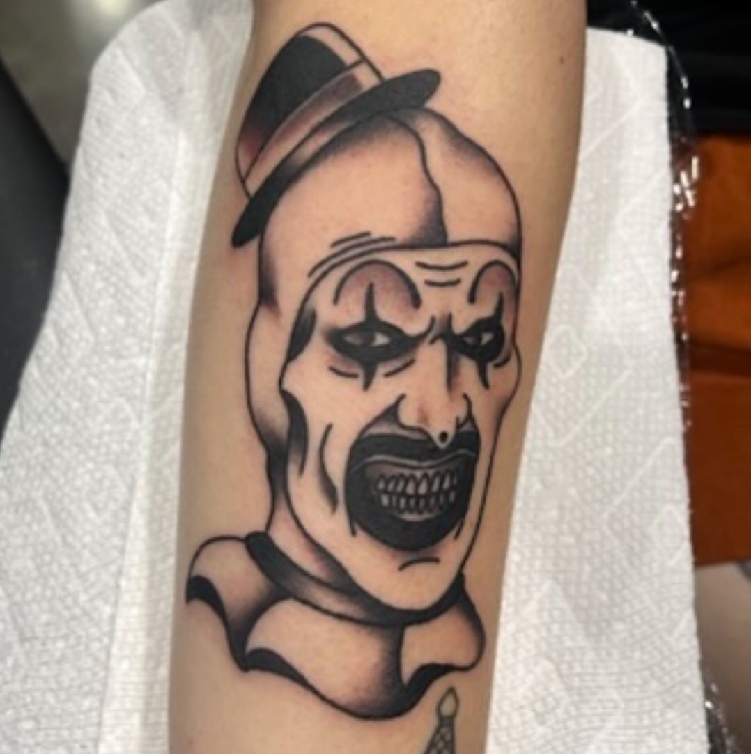 Tattoo by @fearlessfoxes — american_traditional