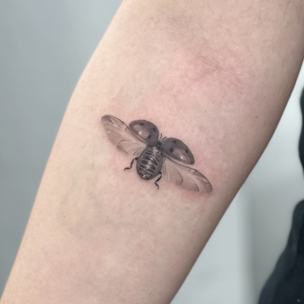 Tattoo by @bigheadtattoo — realism