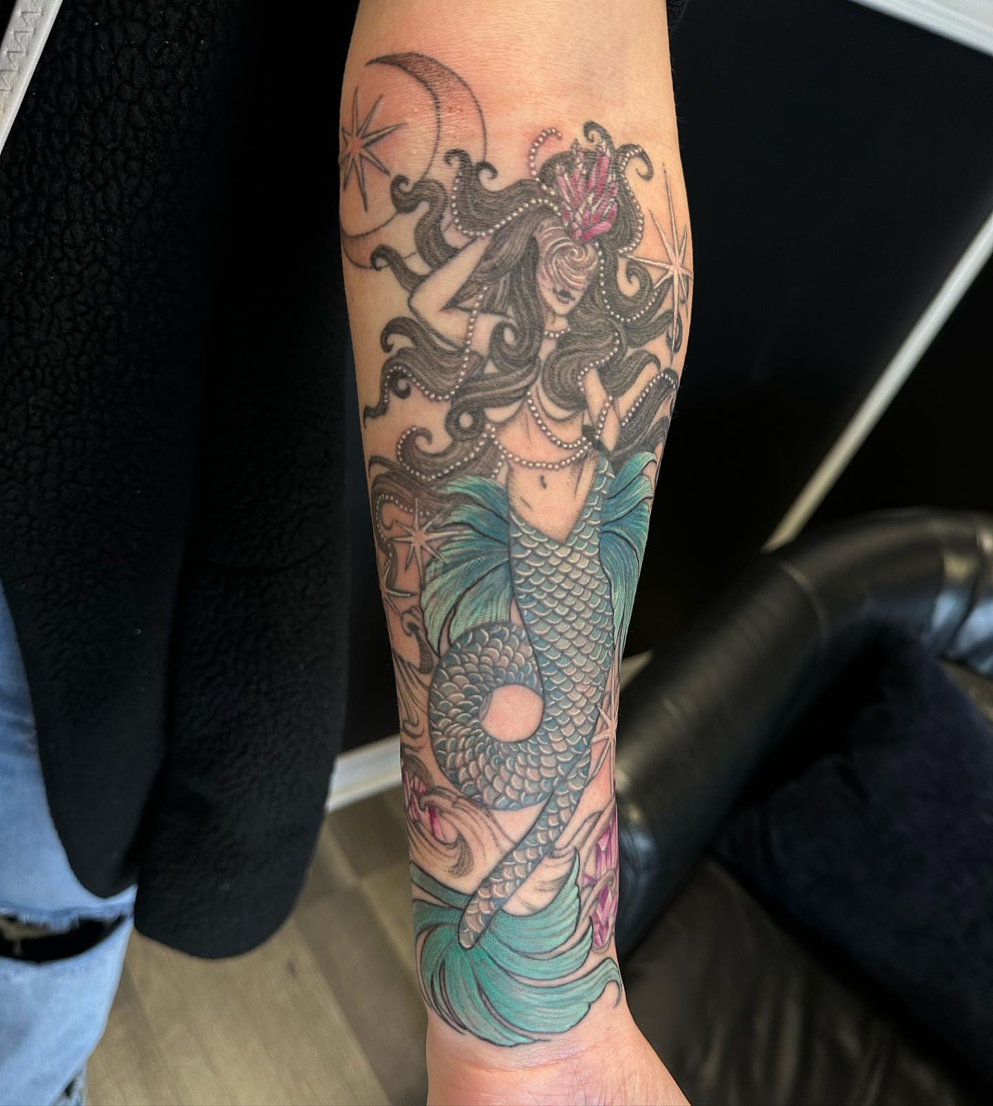 Mermaid new school tattoo on the forearm by 𝕵𝖊𝖘𝖘𝖆 𝕭𝖎𝖌𝖊𝖑𝖔𝖜, Harrison, New Jersey