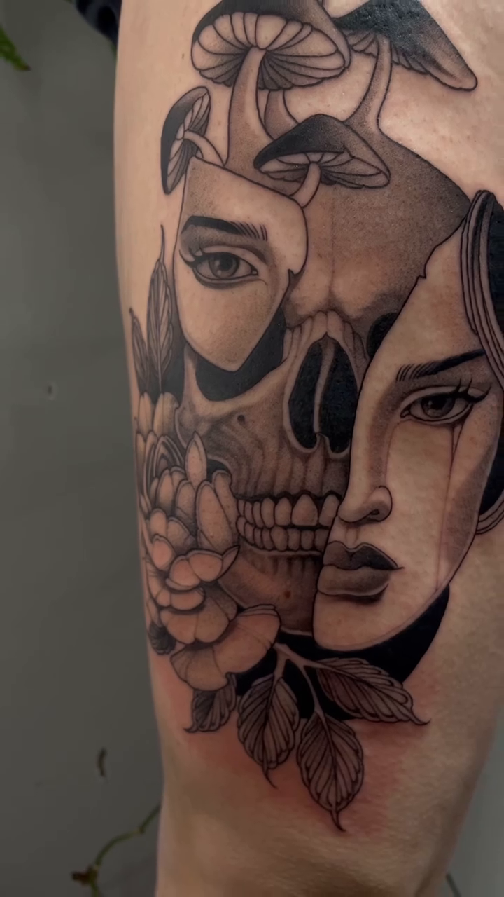 Skull and face realism tattoo by Madelyn Roberts, Bellingham, Washington
