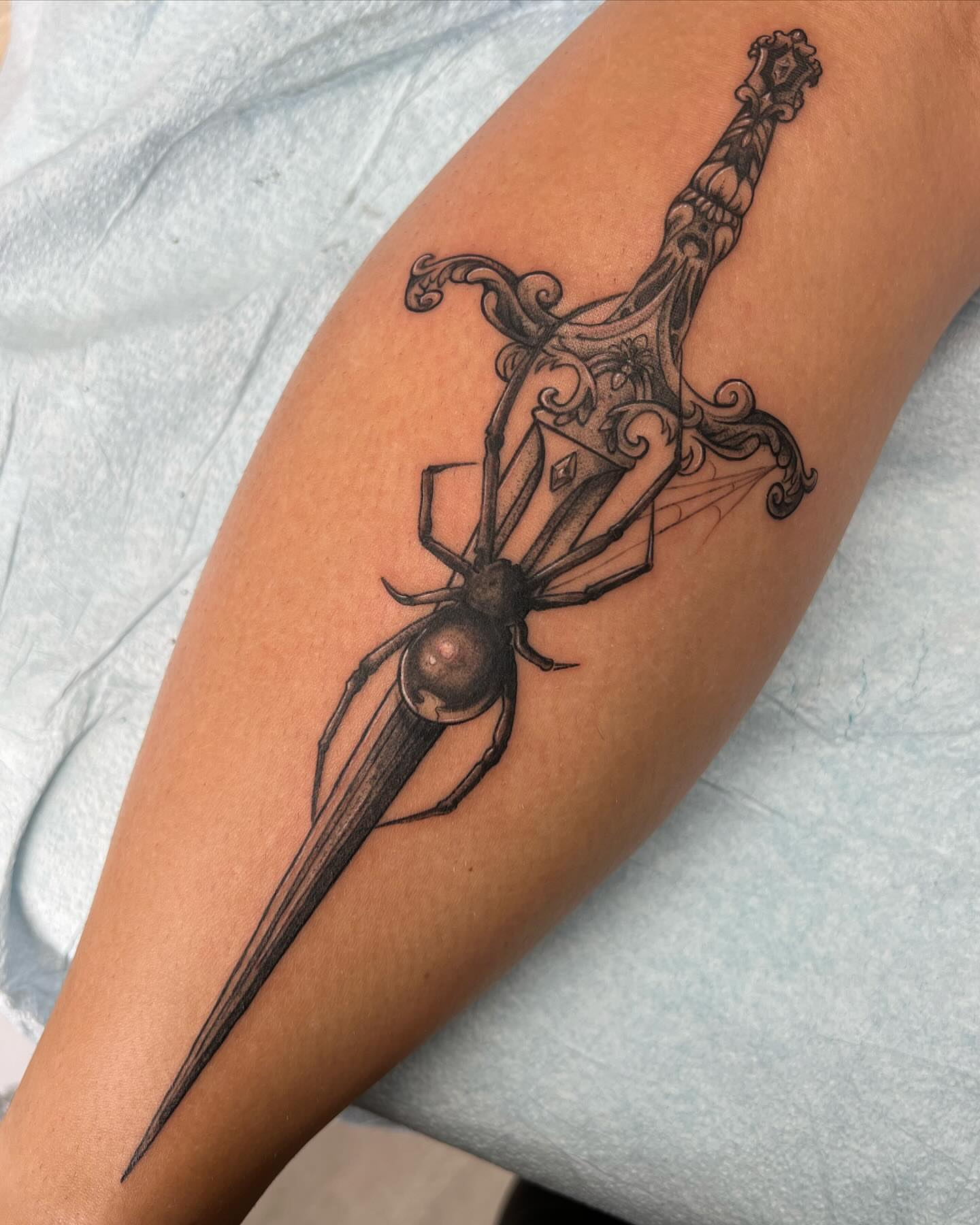 Tattoo by @blainoinsanotattoo — black_and_grey, realism