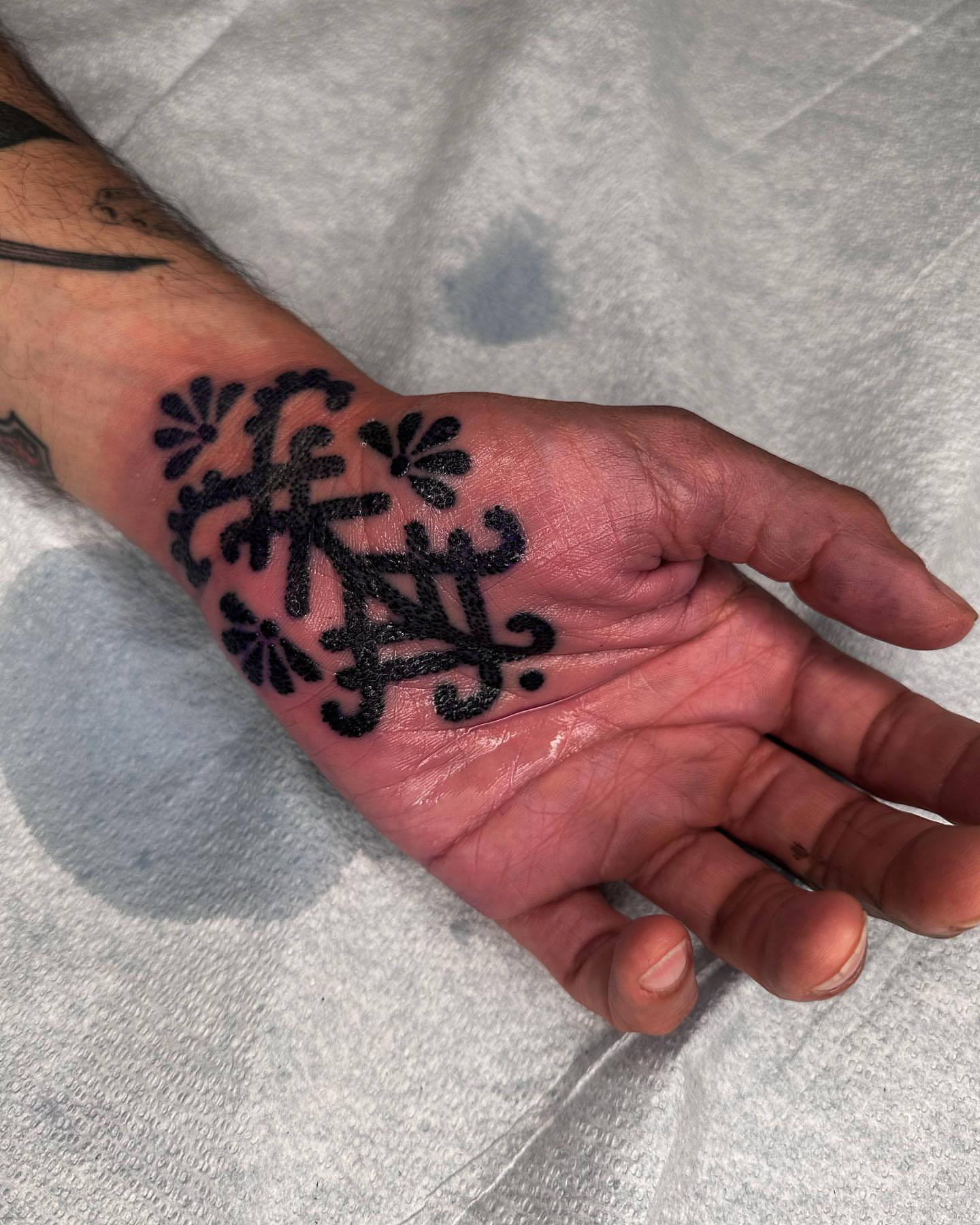 Floral pattern black and grey tattoo on the hand by ๐๐๐๐๐๐ผ๐ ๐๐ผ๐๐๐๐