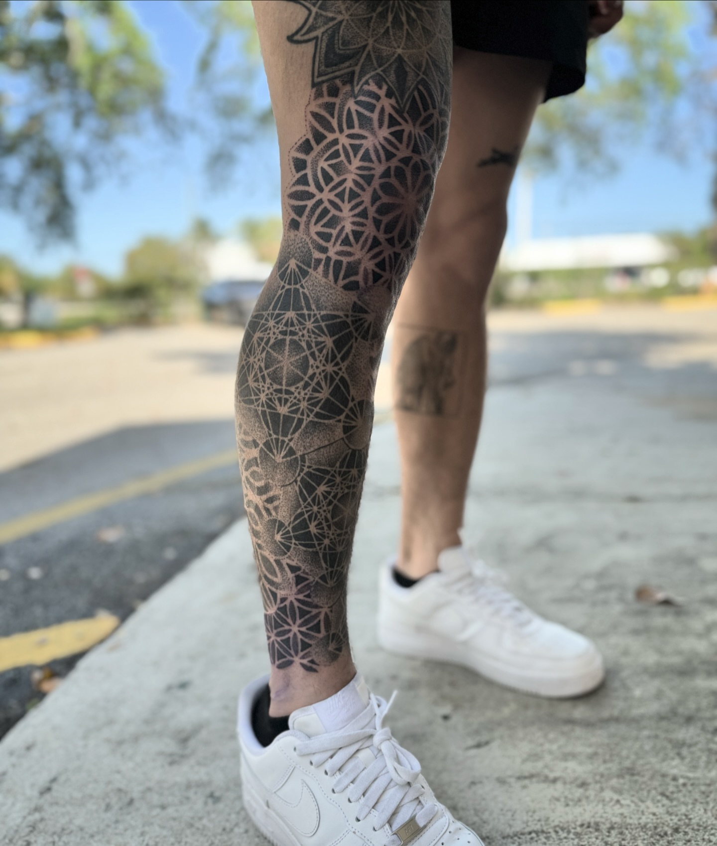 Tattoo by @paul_schnellmynuts — geometric