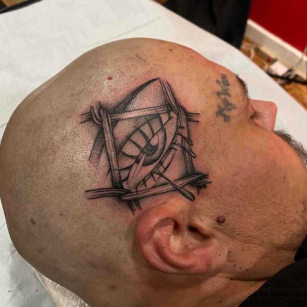 Tattoo by @_mujerdemuerte — black_and_grey, illustrative