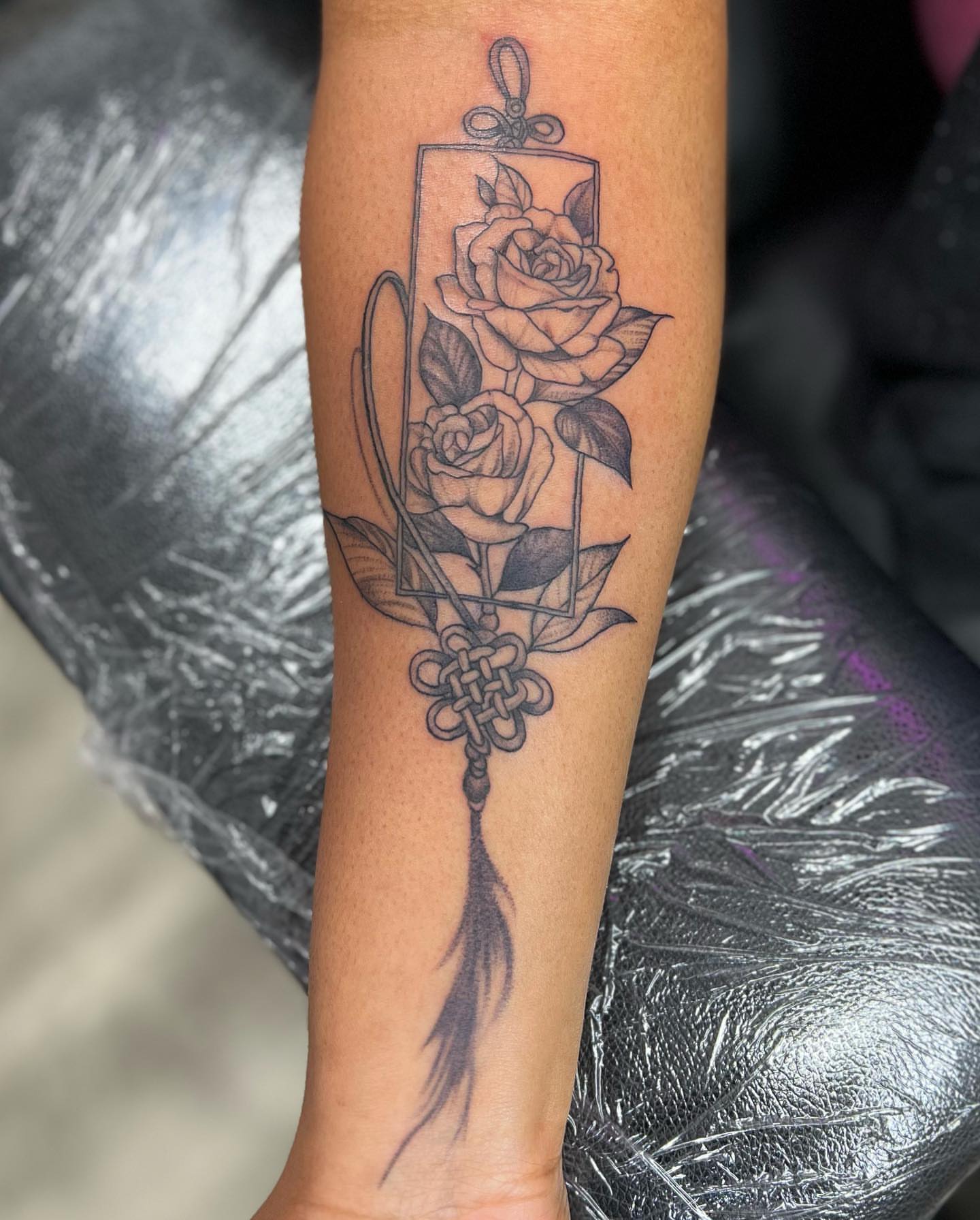 Roses and knot black and grey tattoo on the forearm by ✨BADJASS the tattoo artist✨