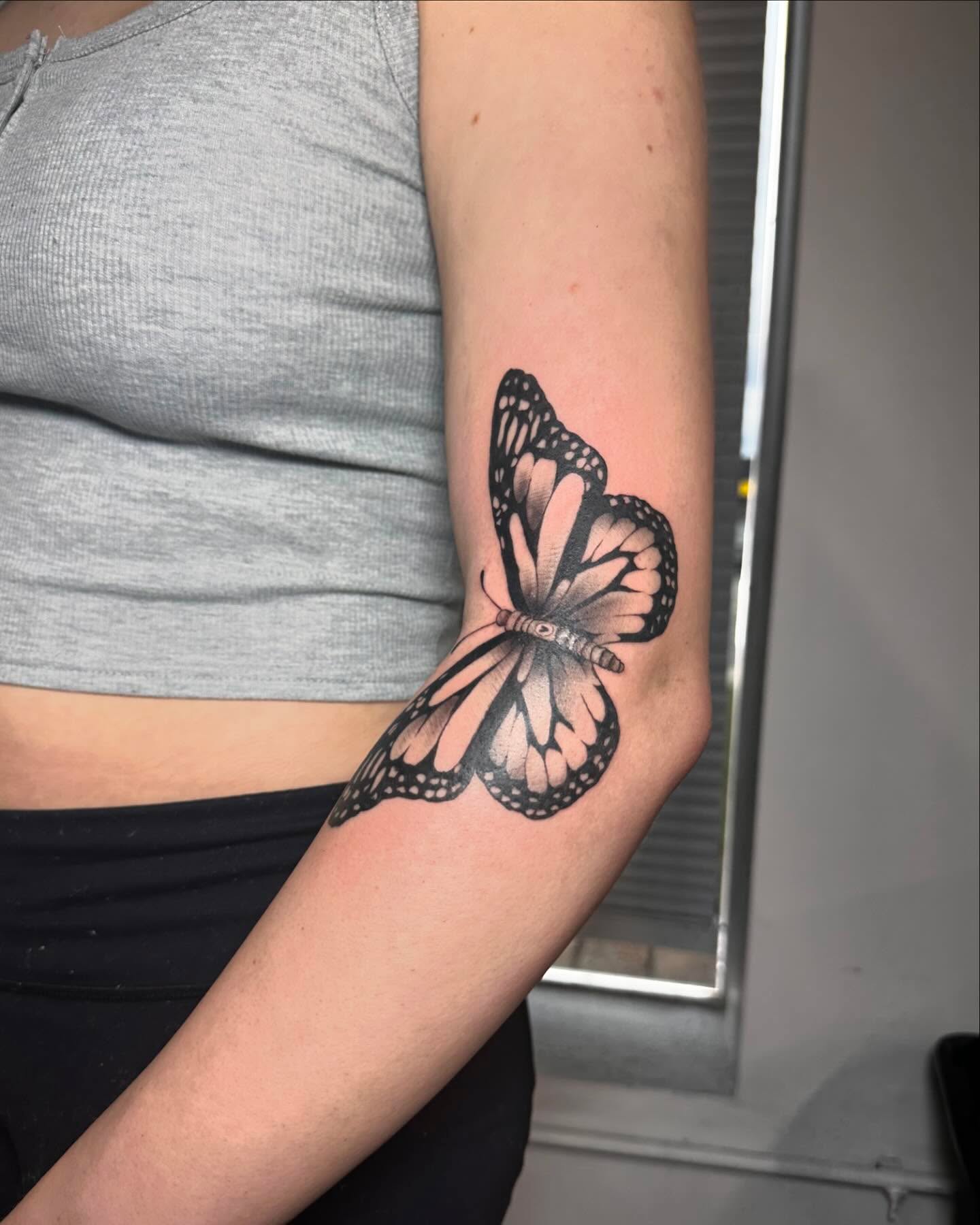 Tattoo by @black.swan.tattoos — realism
