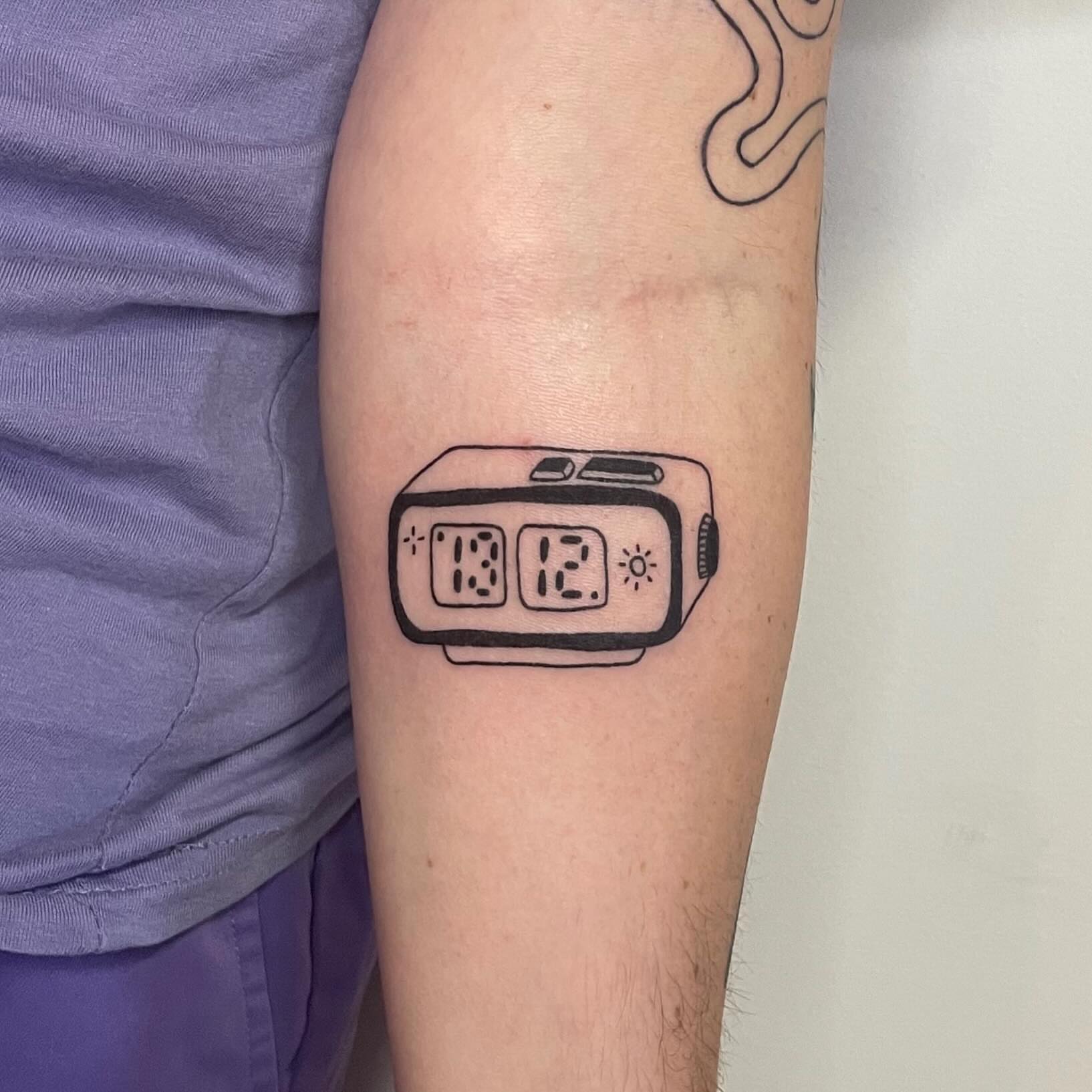Tattoo by @hocuspokus_ — geometric
