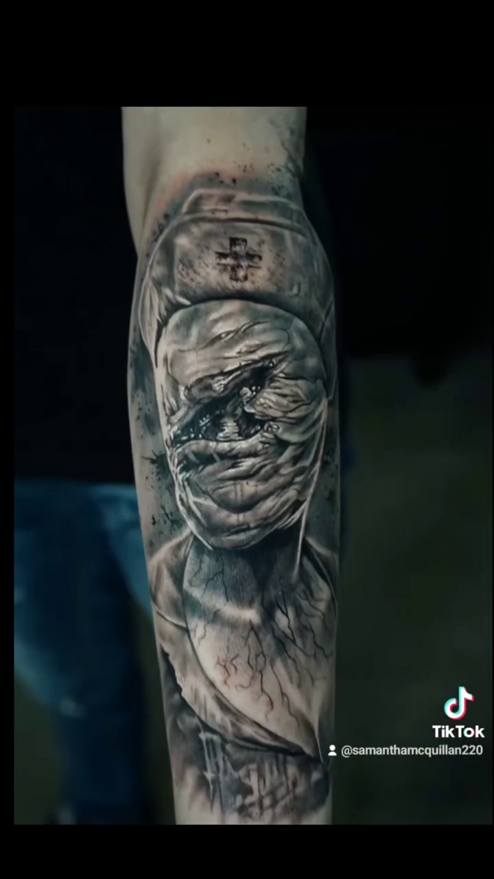Tattoo by @samanthamcquillanart — realism, dark_realism