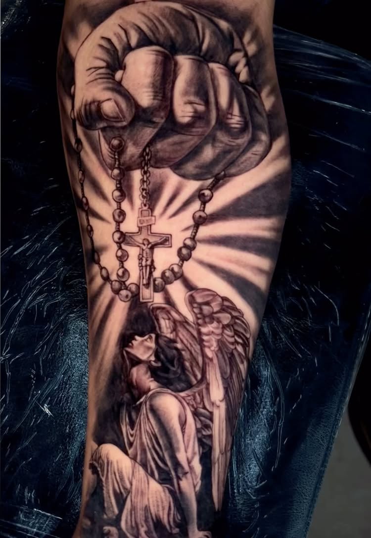 Tattoo by @tattoos_by_angiiee — realism, black_and_grey