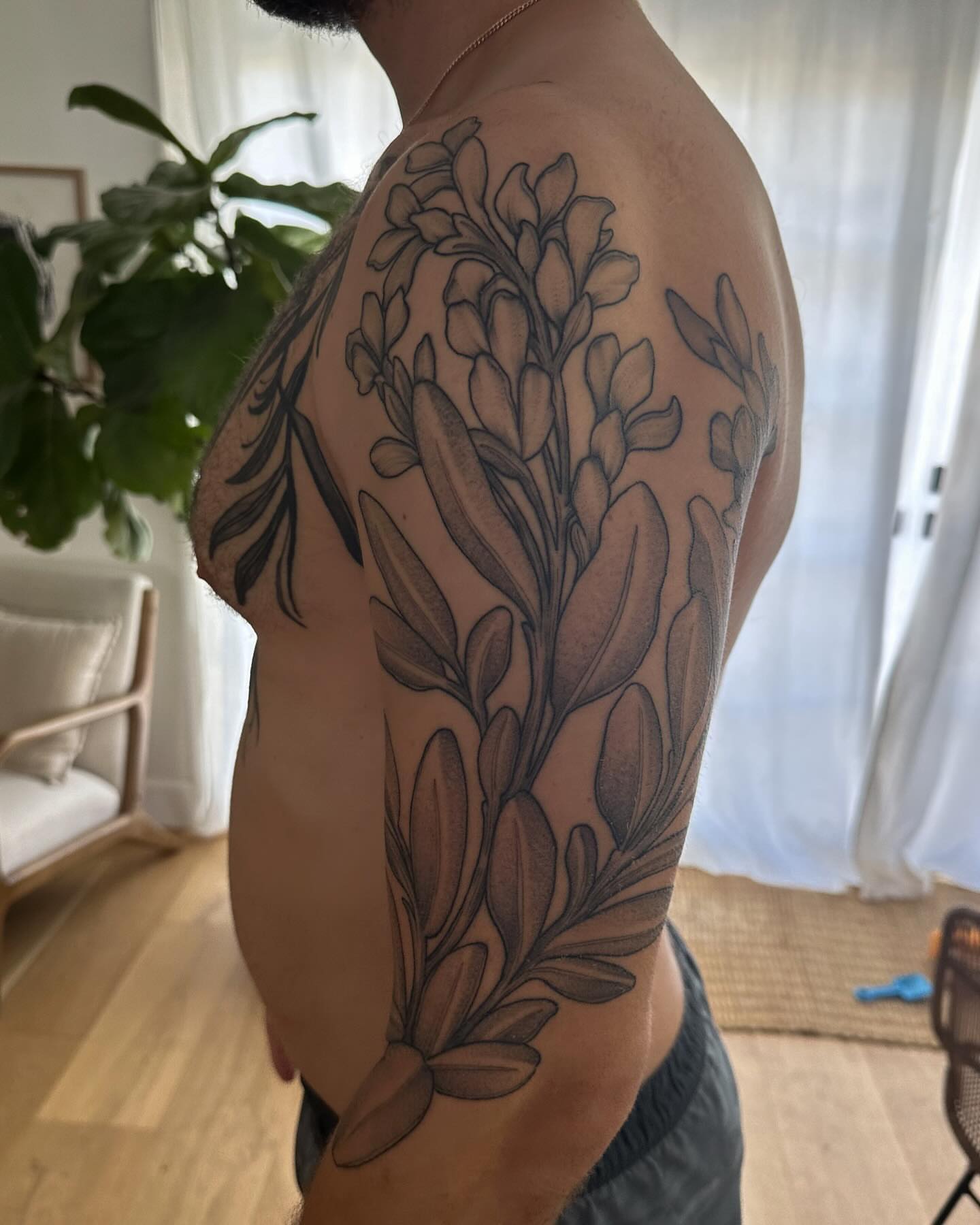 Tattoo by @tattoosbygina — black_and_grey