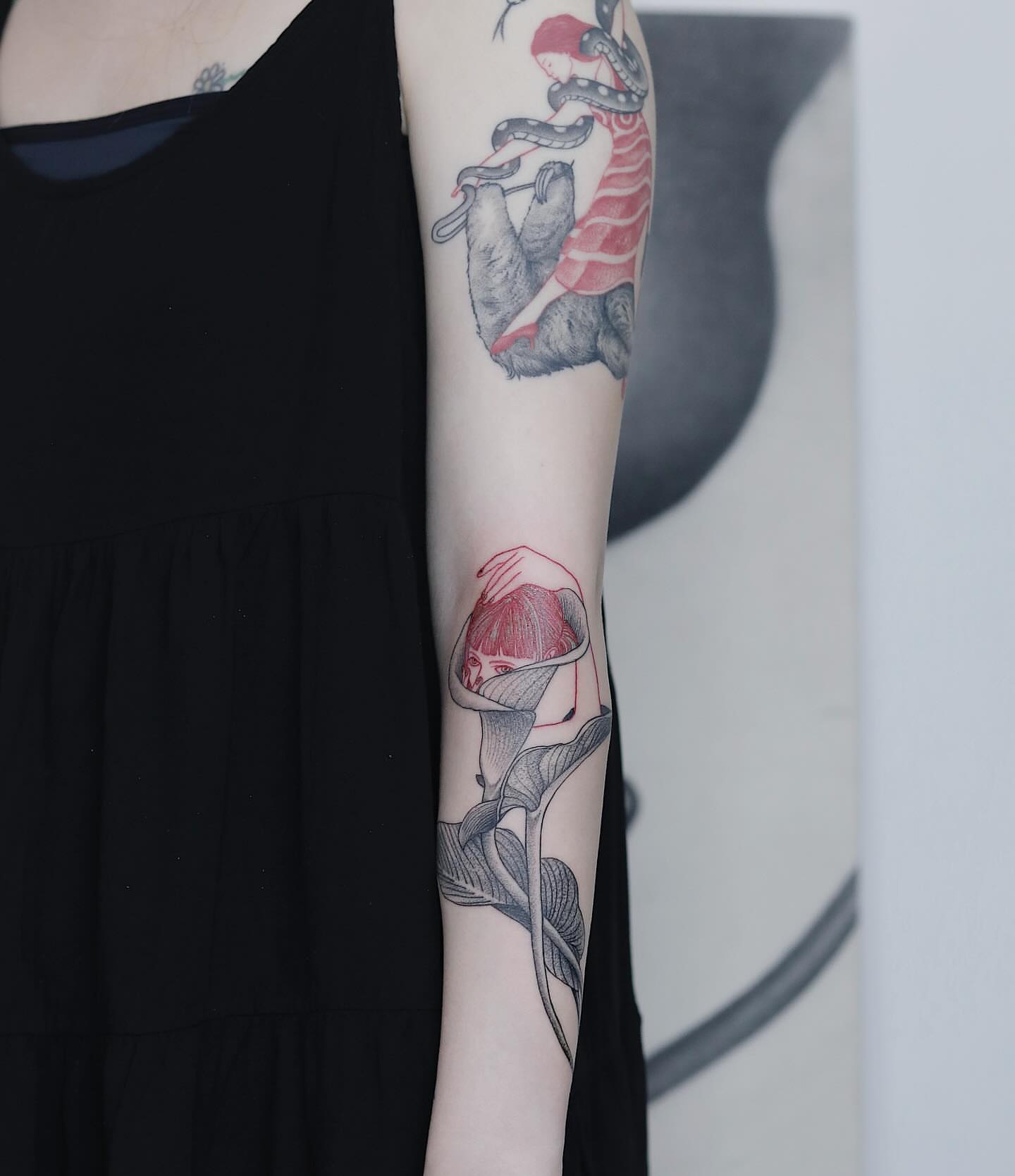 Tattoo by @liningtattoo — illustrative, realism