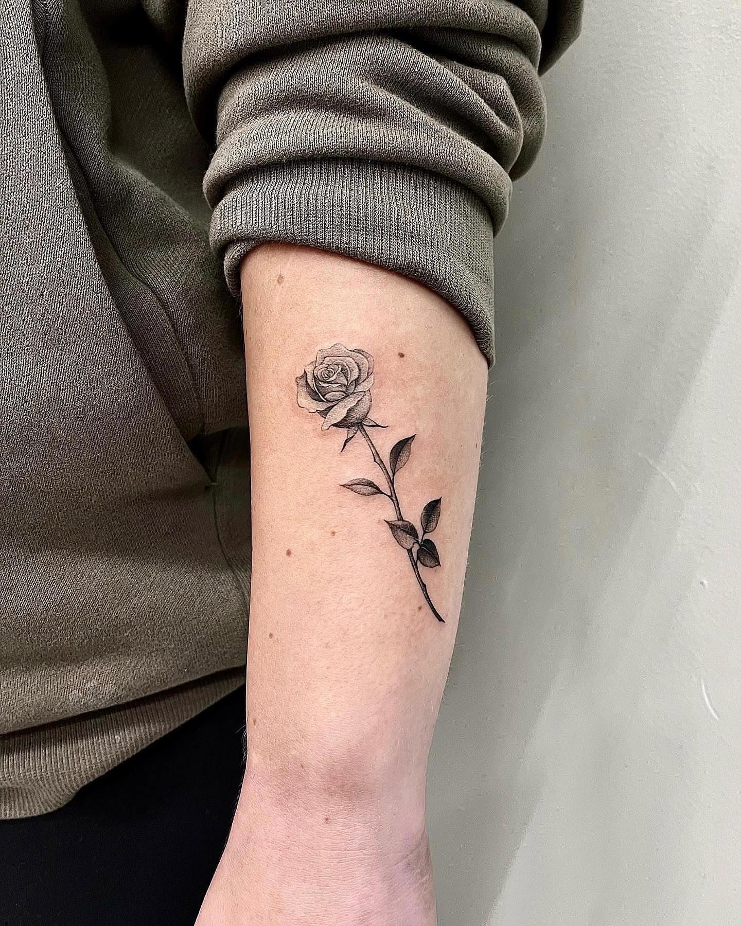 Tattoo by @linsey_tattooer — black_and_grey
