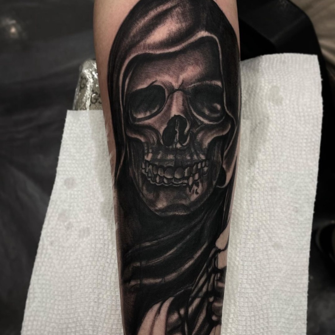 Skull realism tattoo on the forearm by ♟️SouthEastLA♟️