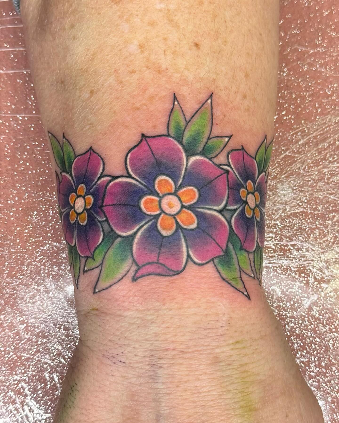 Tattoo by @bellalouisetattoo — american_traditional