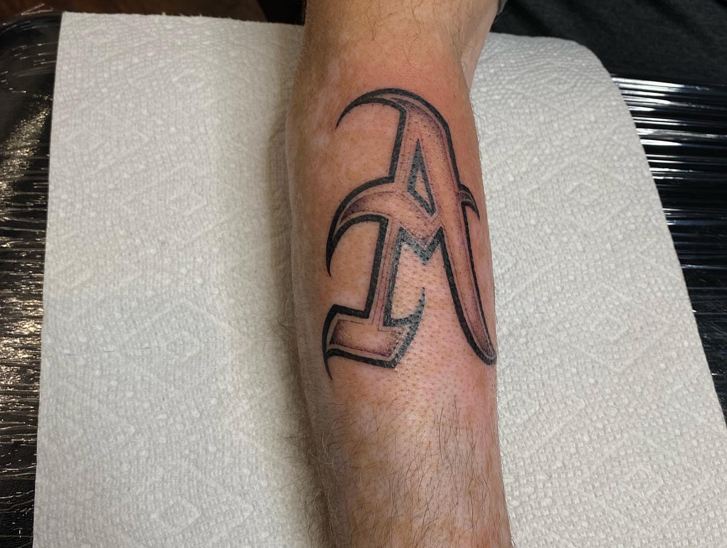 Tattoo by @l.sinatra__ — tribal, geometric
