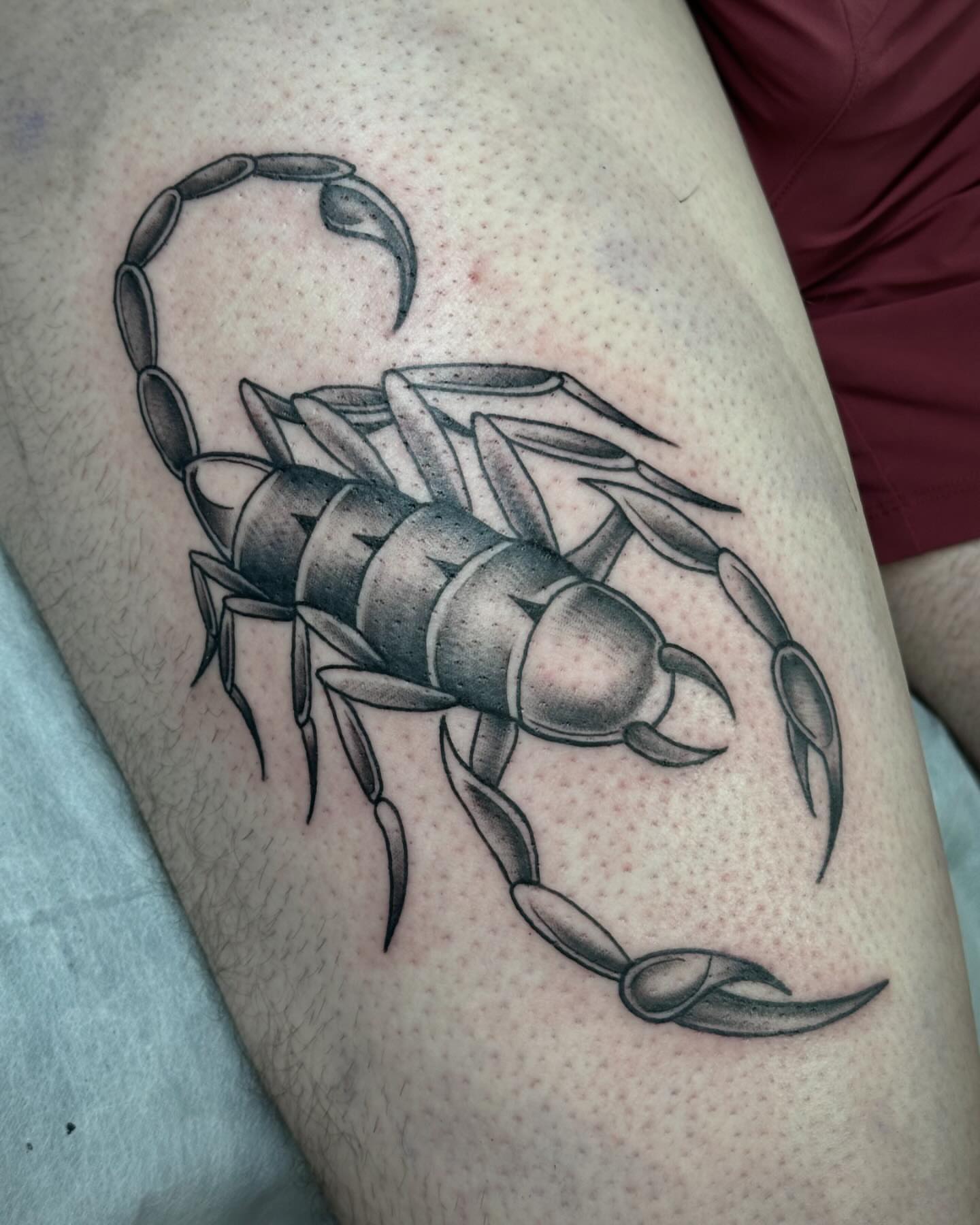 Tattoo by @han_vertal_ink — black_and_grey