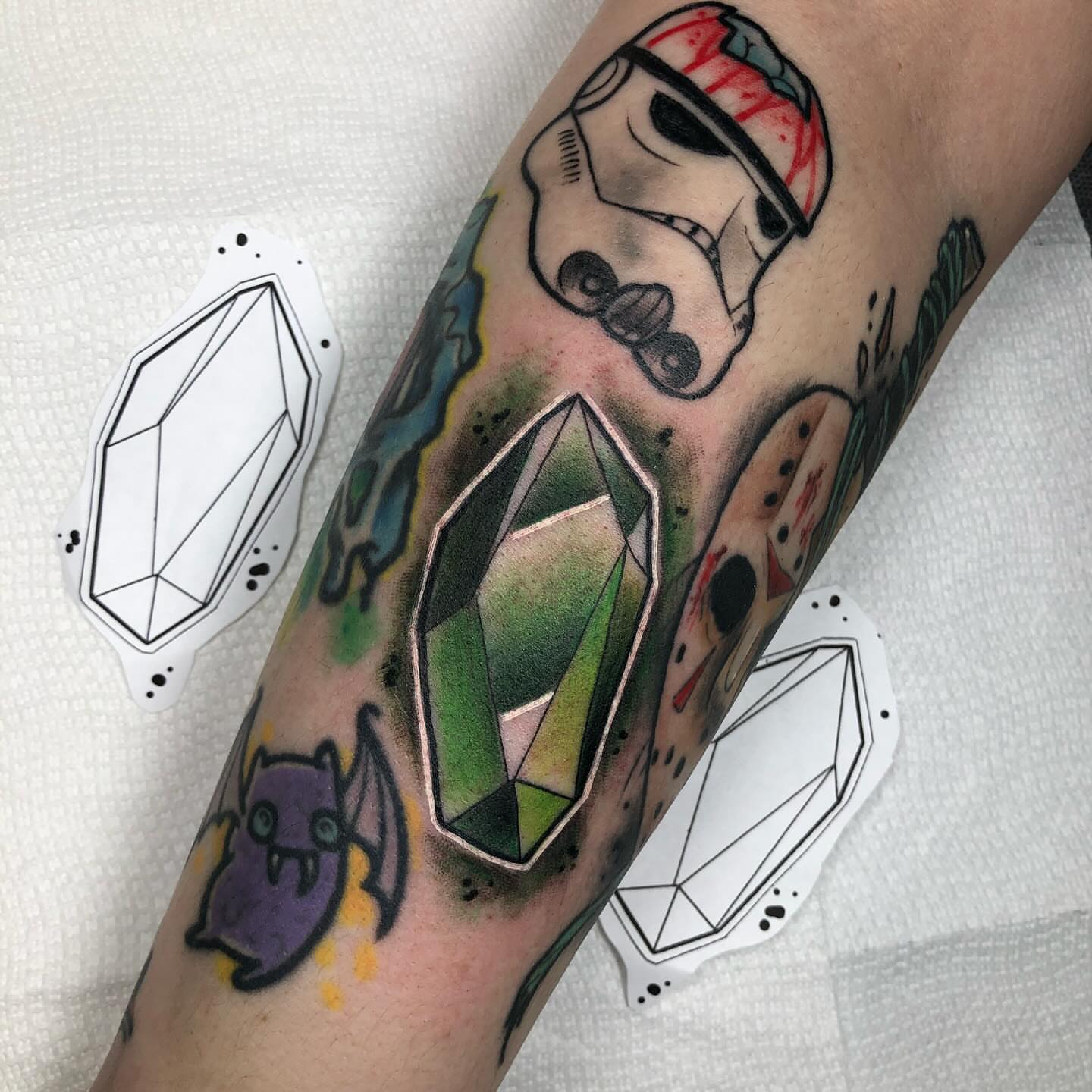 Crystal geometric tattoo on the forearm by 🍃  𝑳𝒆𝒆 𝑴𝒖𝒍𝒍𝒆𝒏  🍂, Seattle, Washington