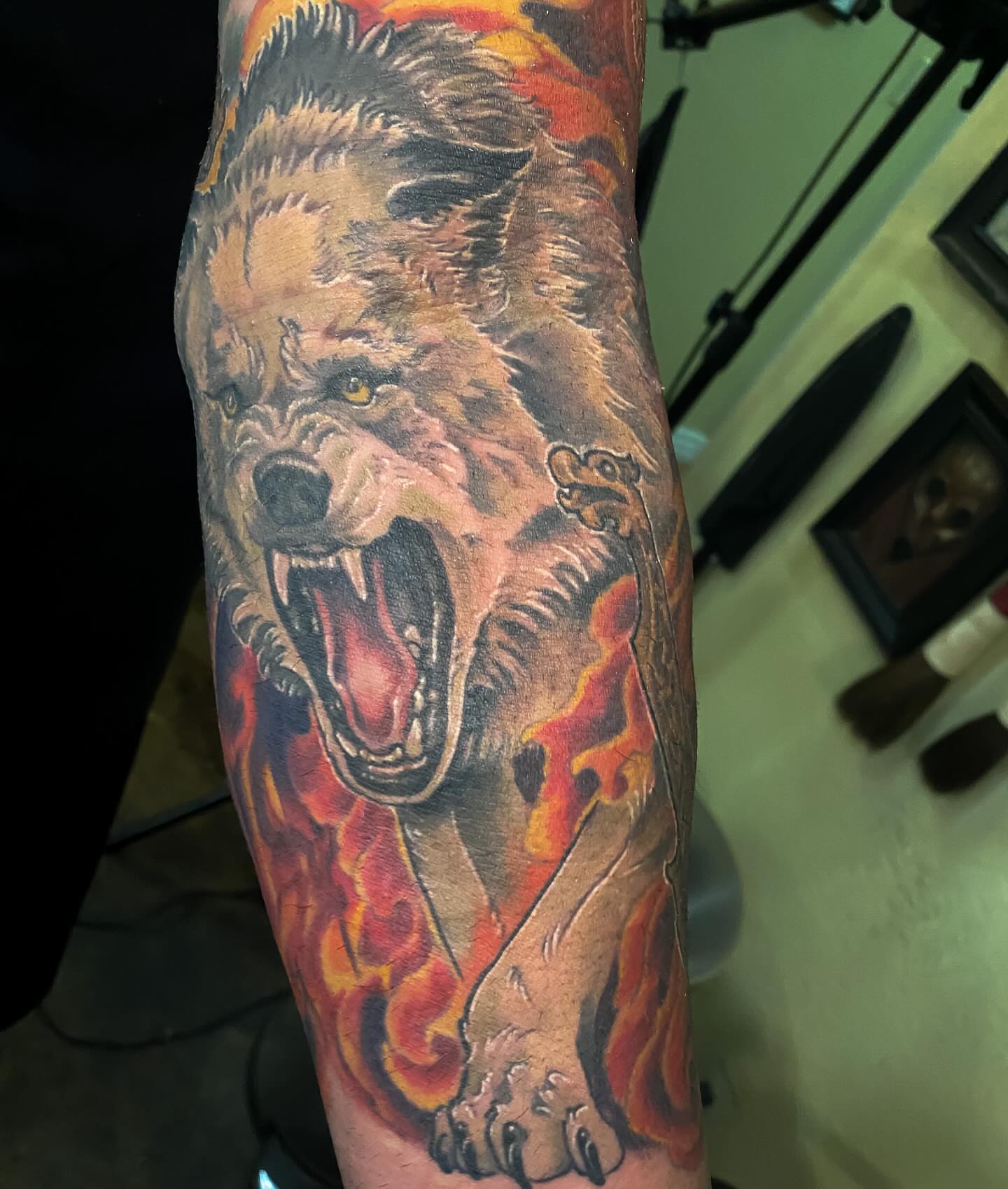 Roaring bear realism tattoo on the forearm by Eric James, Phoenix, Arizona