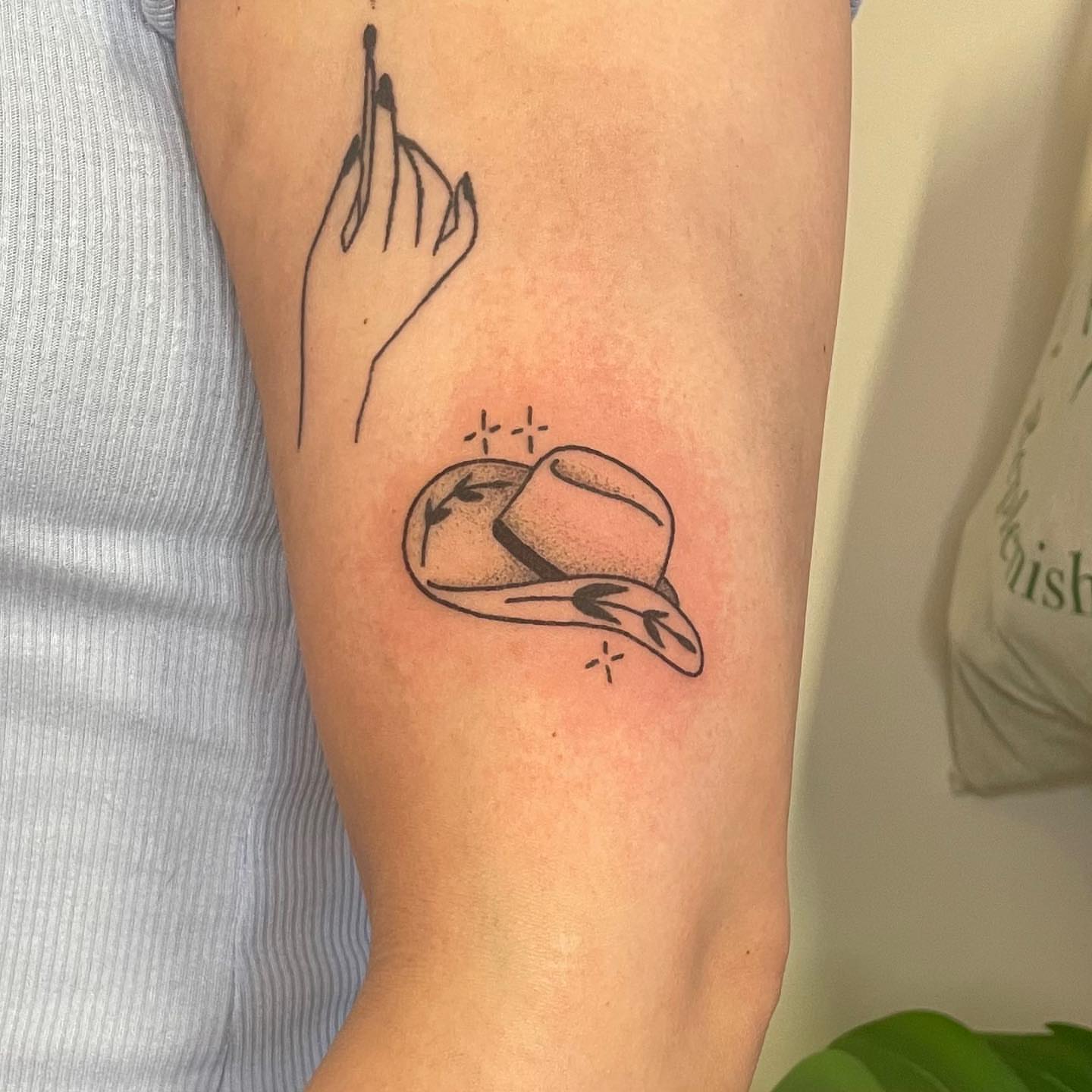 Tattoo by @hocuspokus_ — dotwork