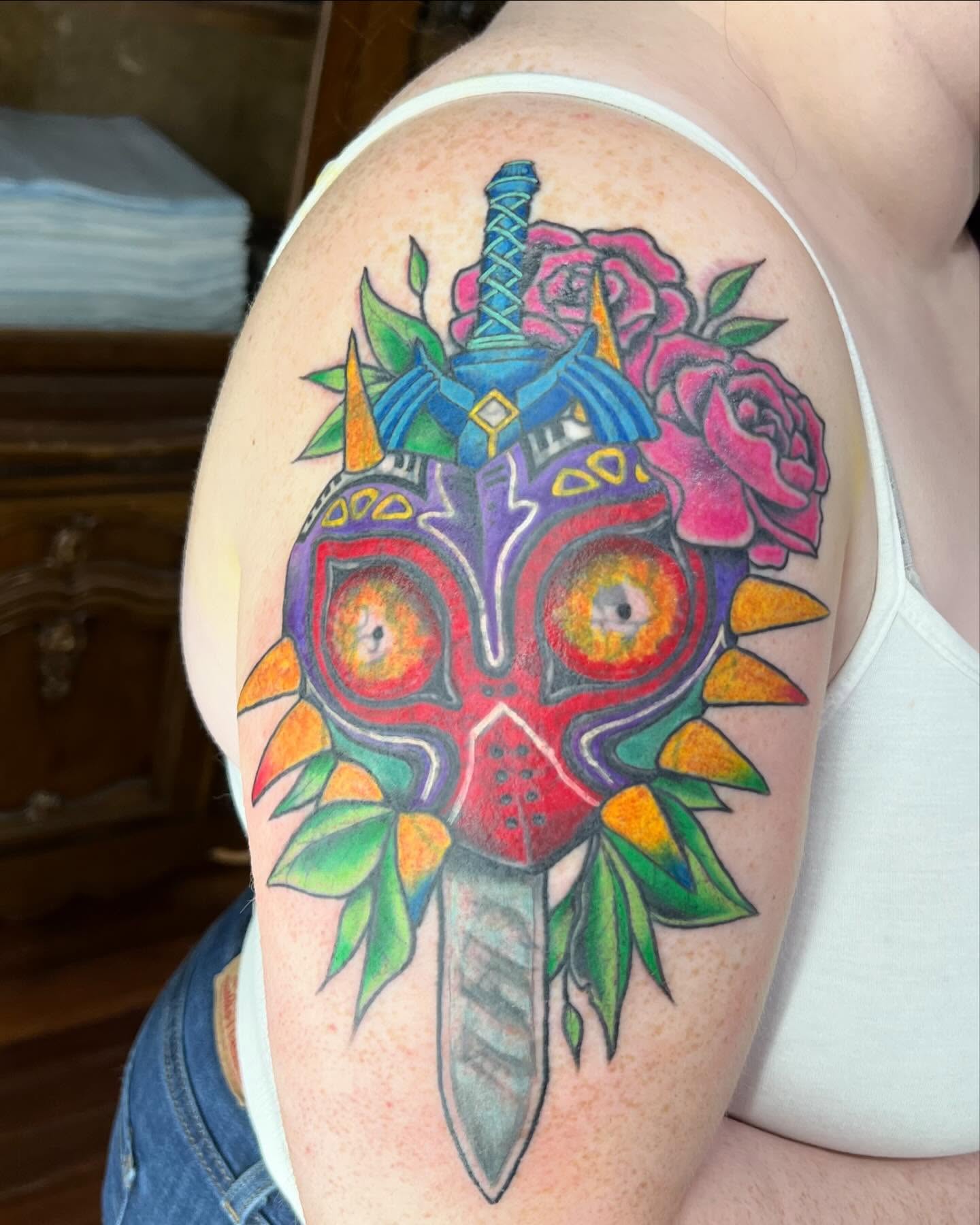 Tattoo by @susantattoo — american_traditional, dotwork