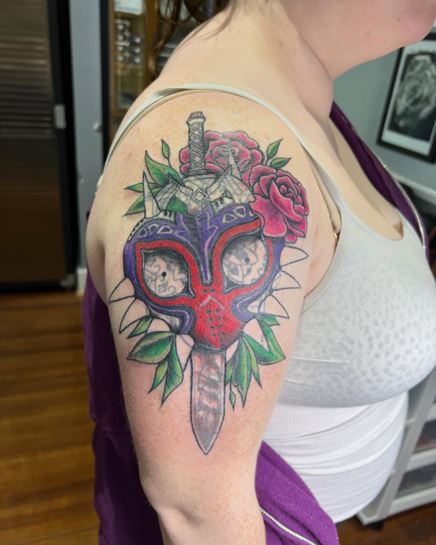 Tattoo by @susantattoo — american_traditional, dotwork