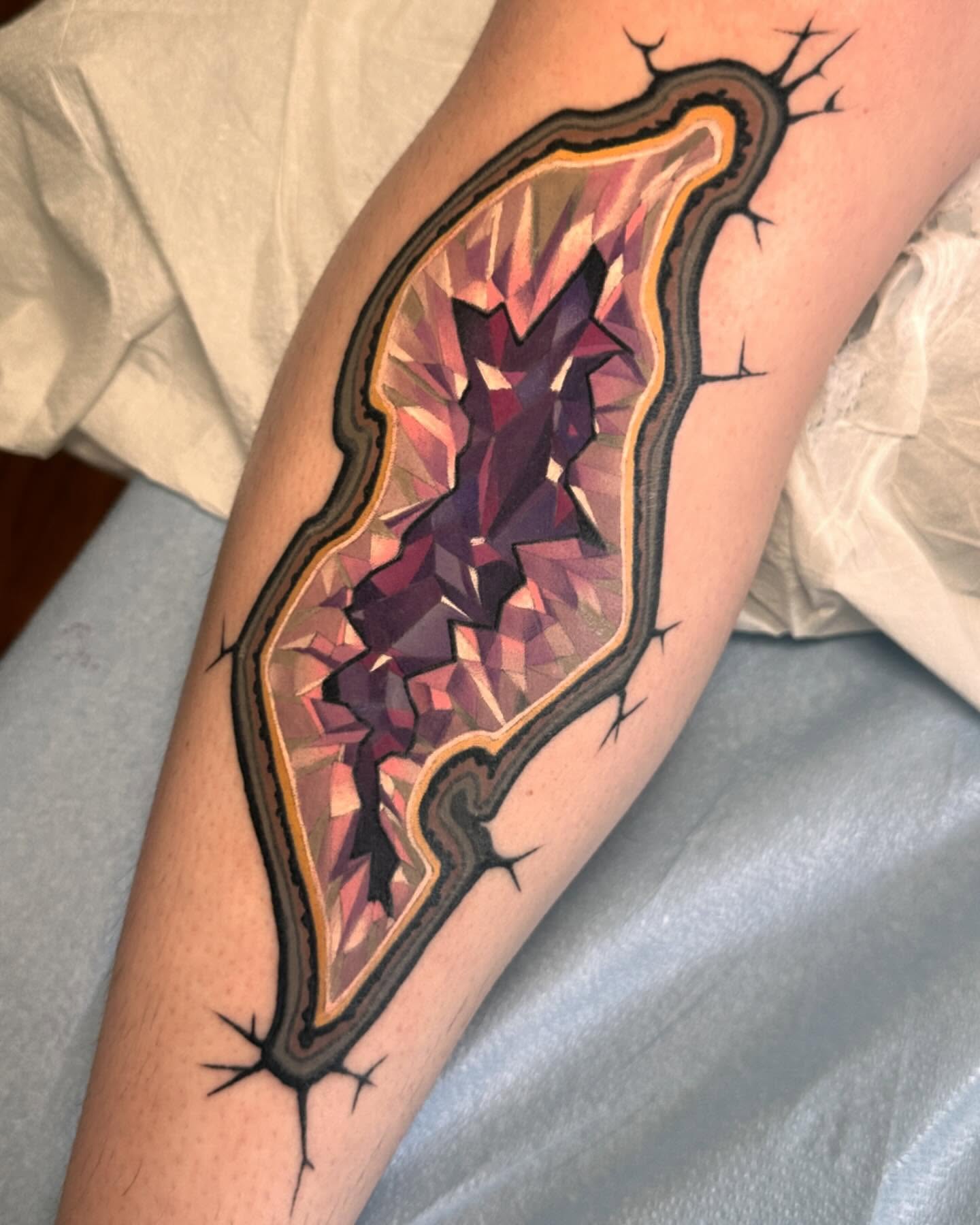 Tattoo by @grizzleyclaire — geometric