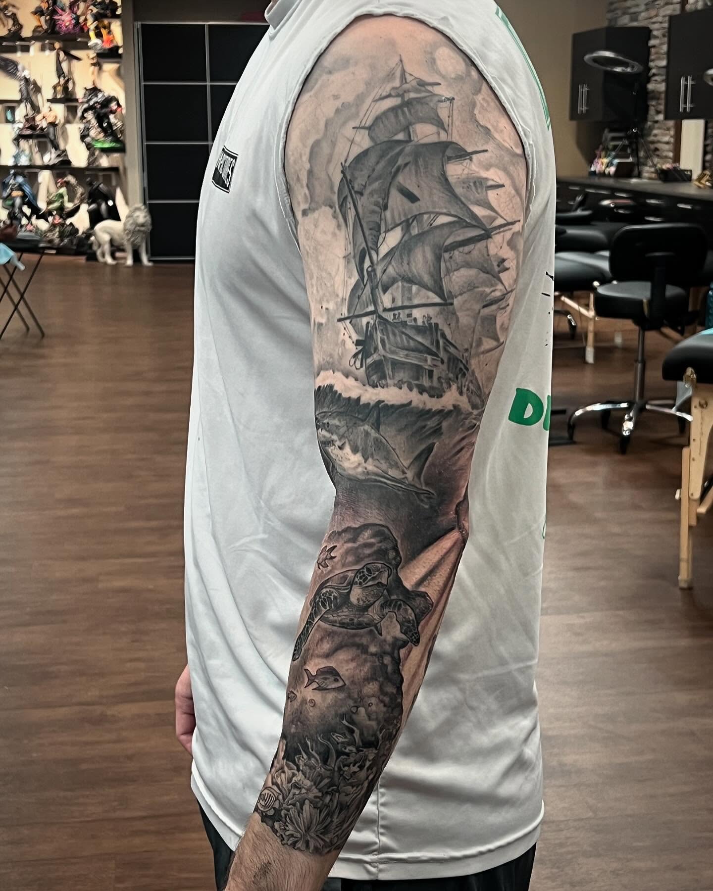 Tattoo by @lydiabruno13 — black_and_grey, realism