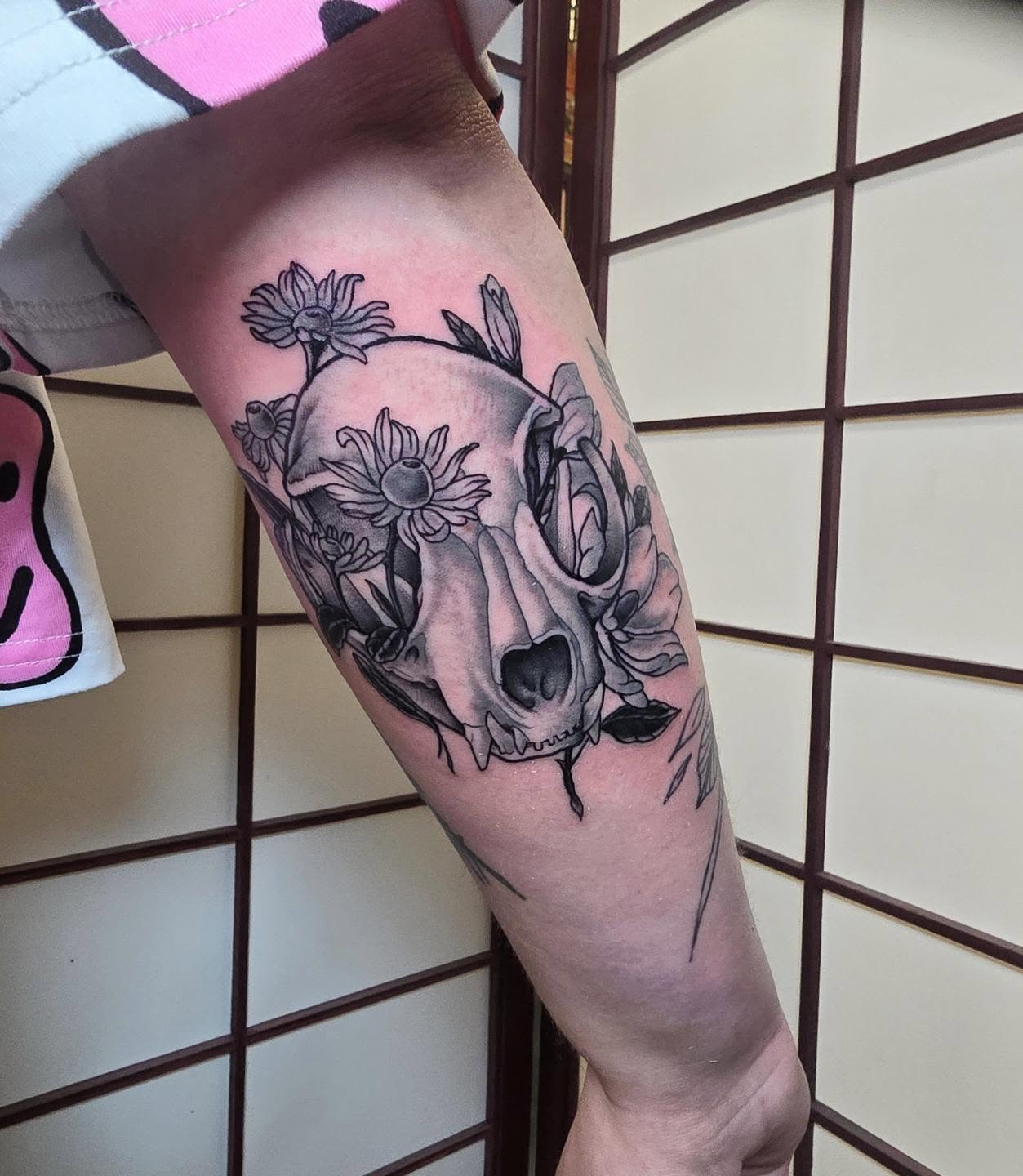 Skull with flowers realism tattoo on the forearm by ๐๏ธ, Ashland, Virginia