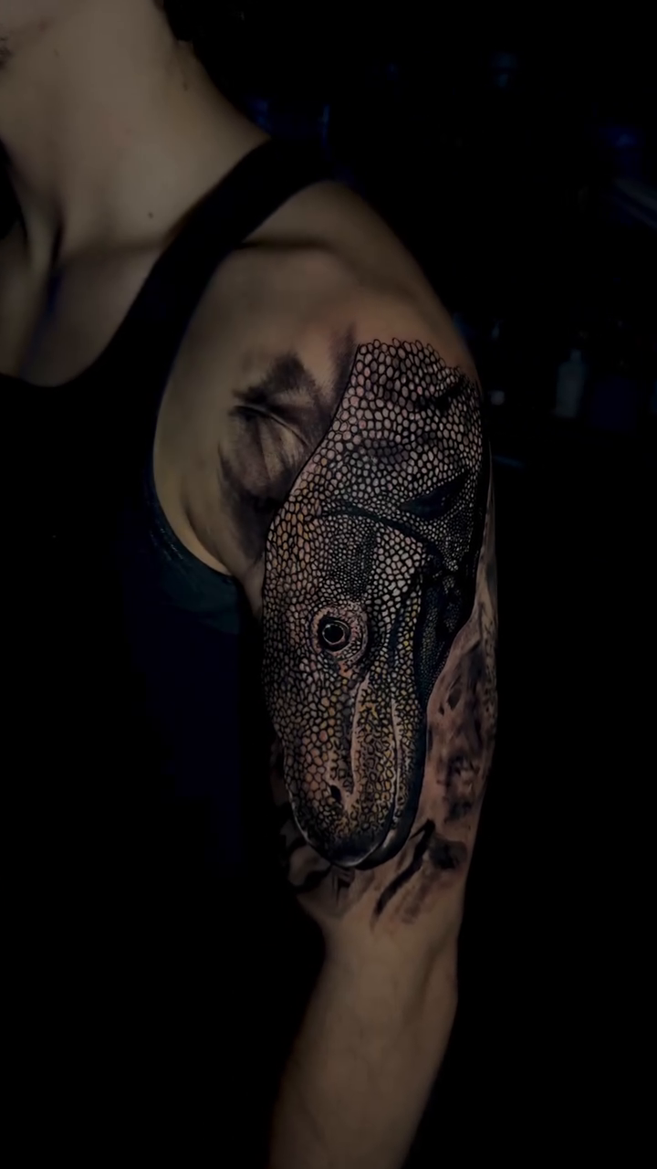 Octopus realism tattoo by Alfonso Duenas