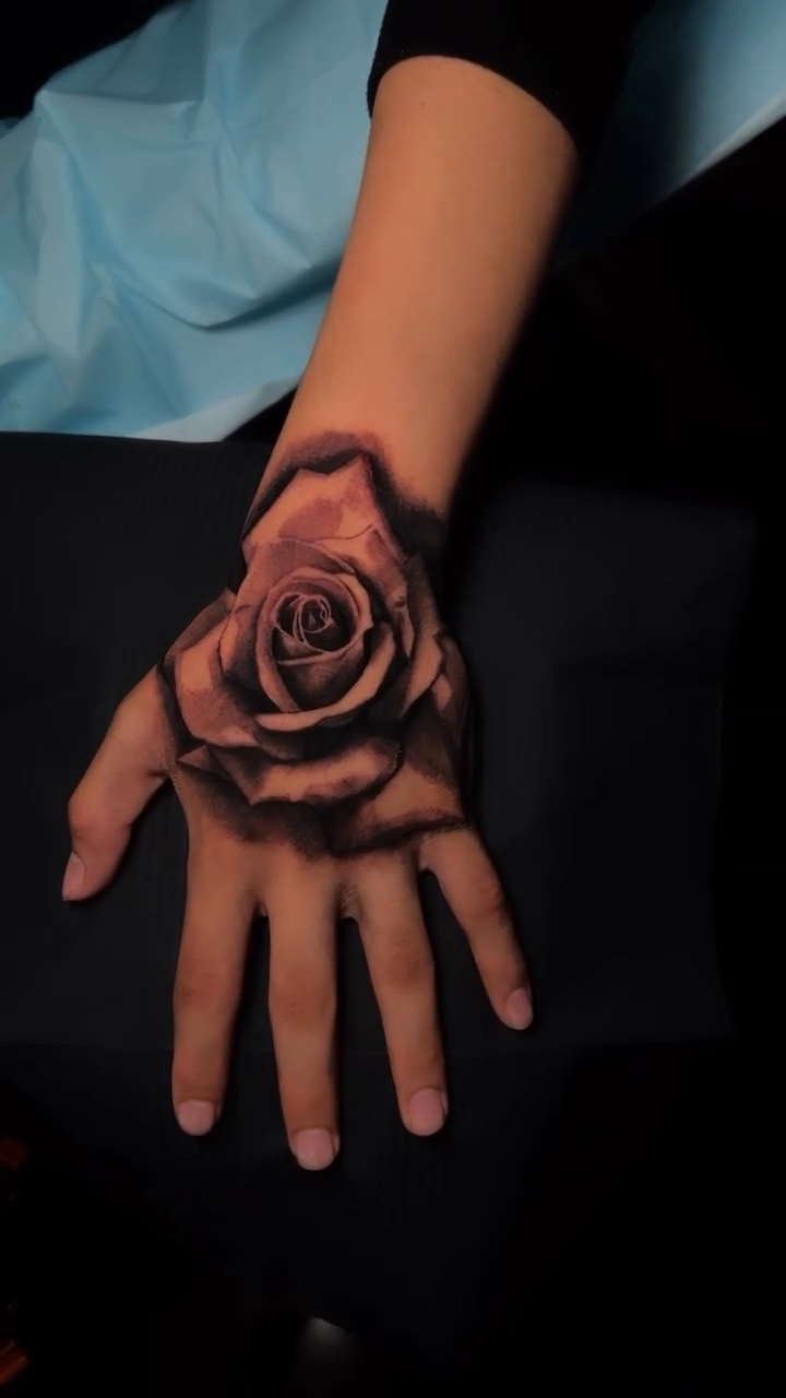 Rose realism tattoo by J.diaz🎖️
