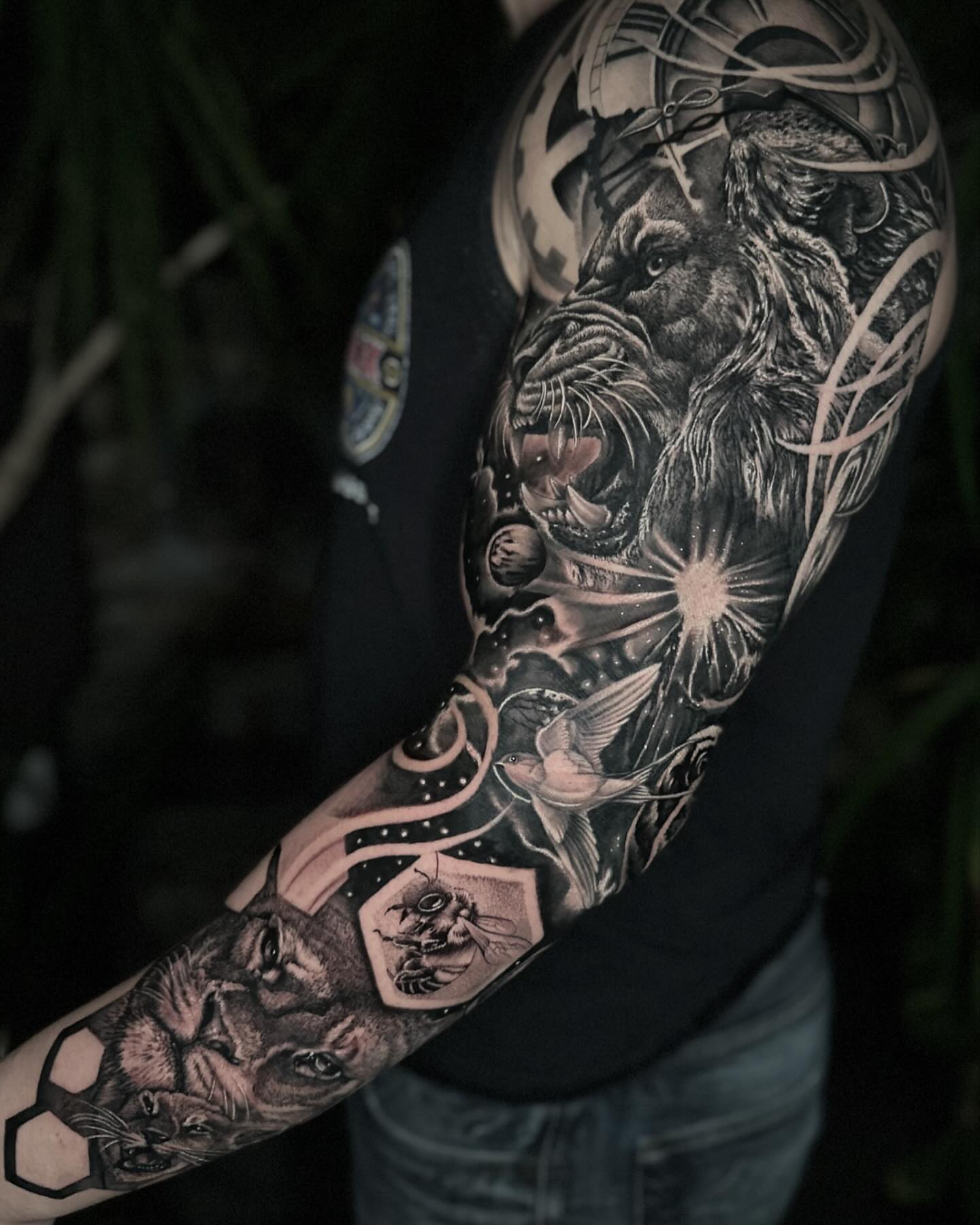 Tattoo by @tan_hope_mm — black_and_grey, realism