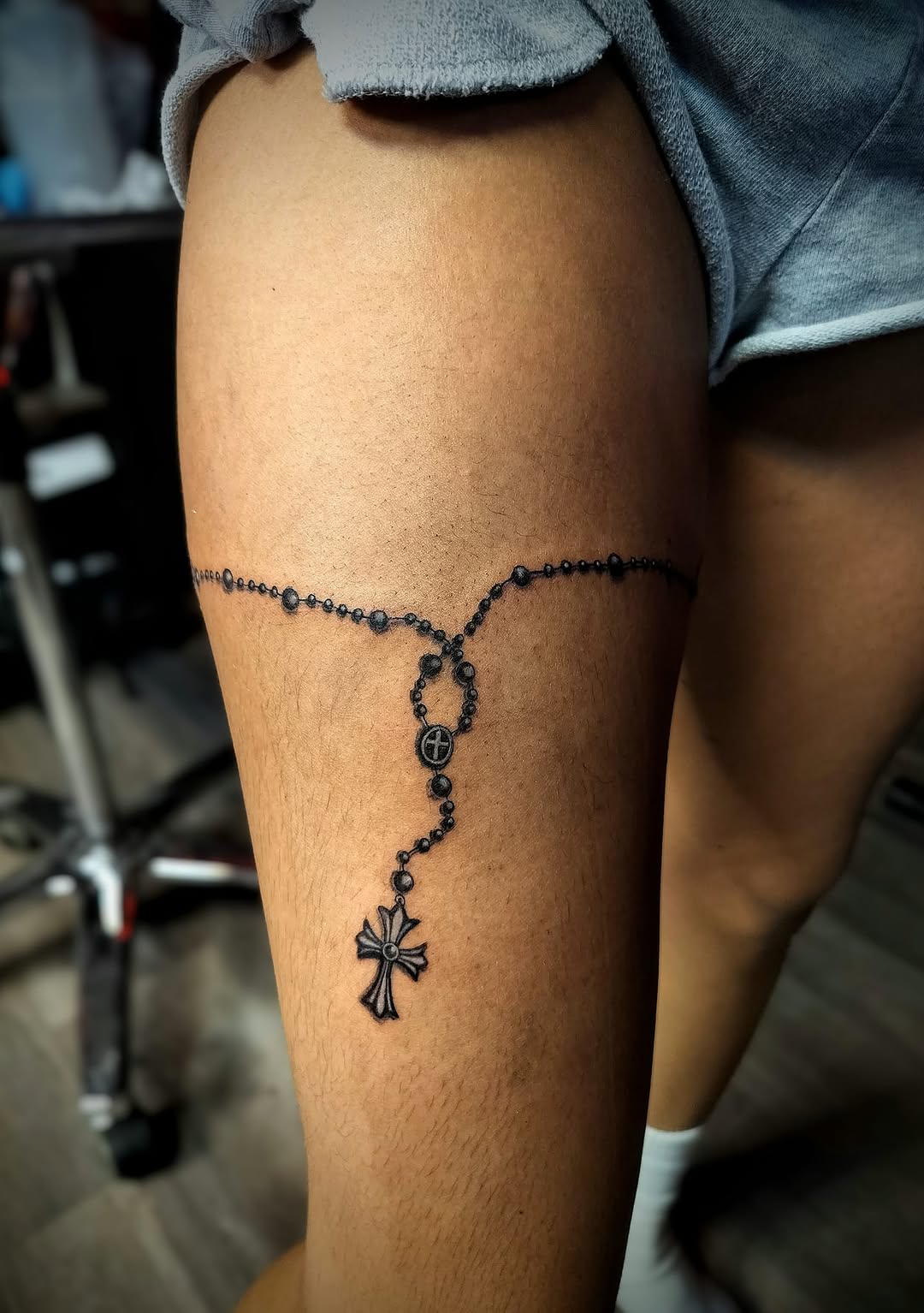 Tattoo by @creepybeazily — black_and_grey, ornamental