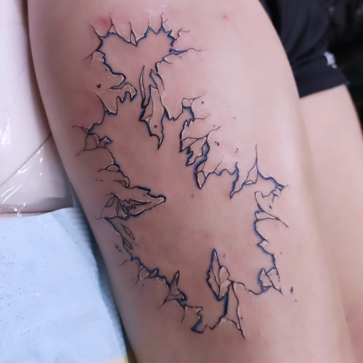 Abstract landscape black and grey tattoo on the thigh by Nadine ☥
