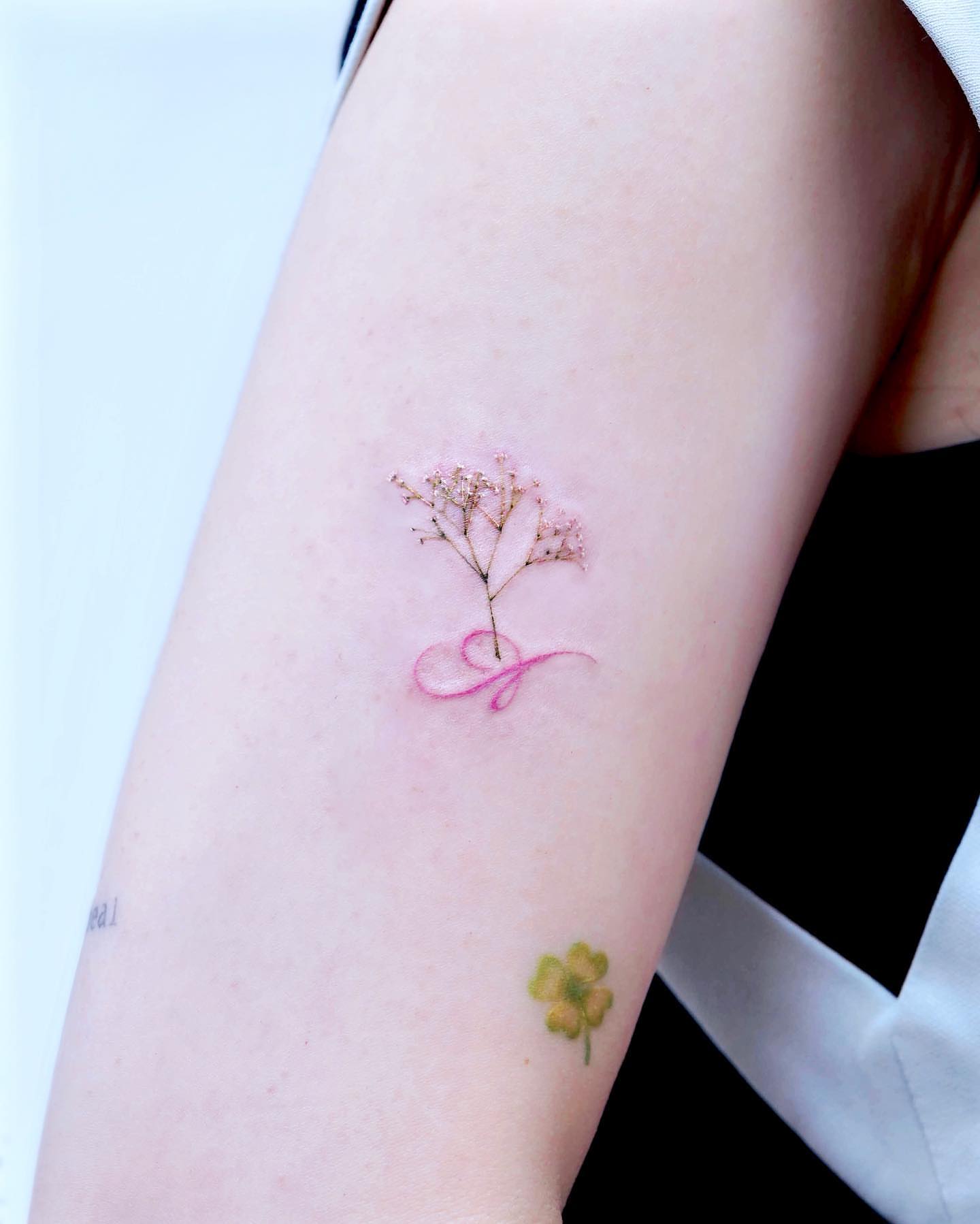 Tattoo by @misa_tat — fine_line