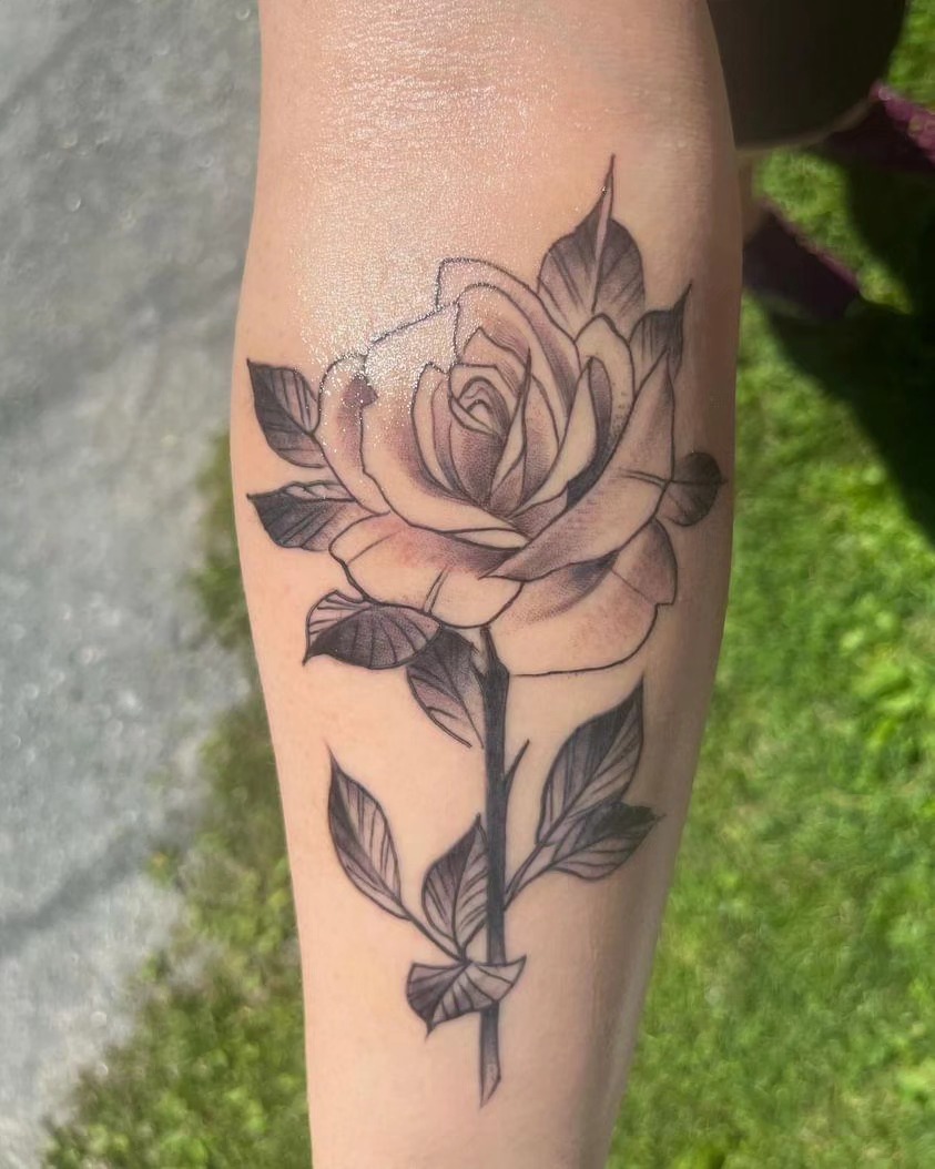 Tattoo by @gordochilitotattoos — black_and_grey
