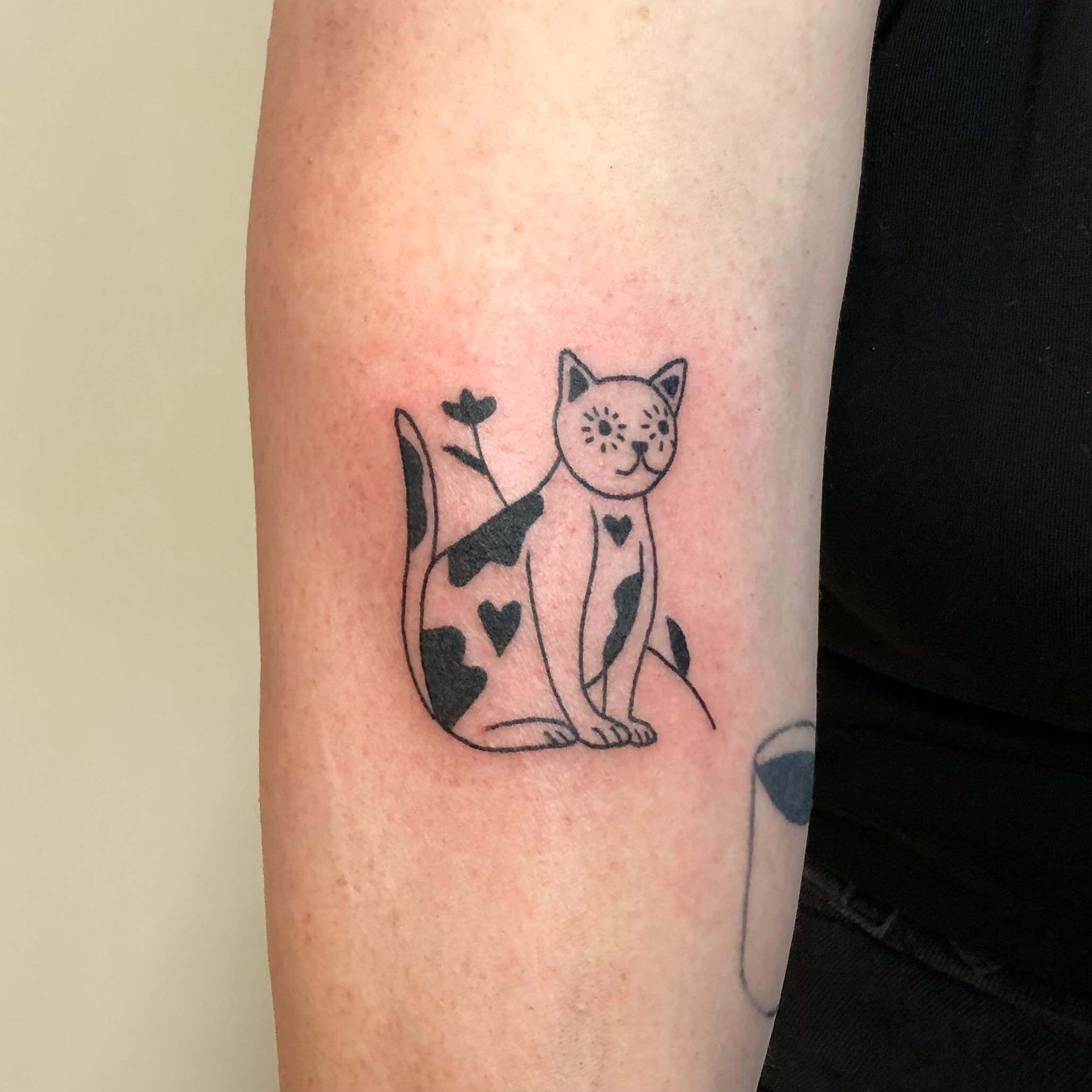 Tattoo by @hocuspokus_ — minimalist