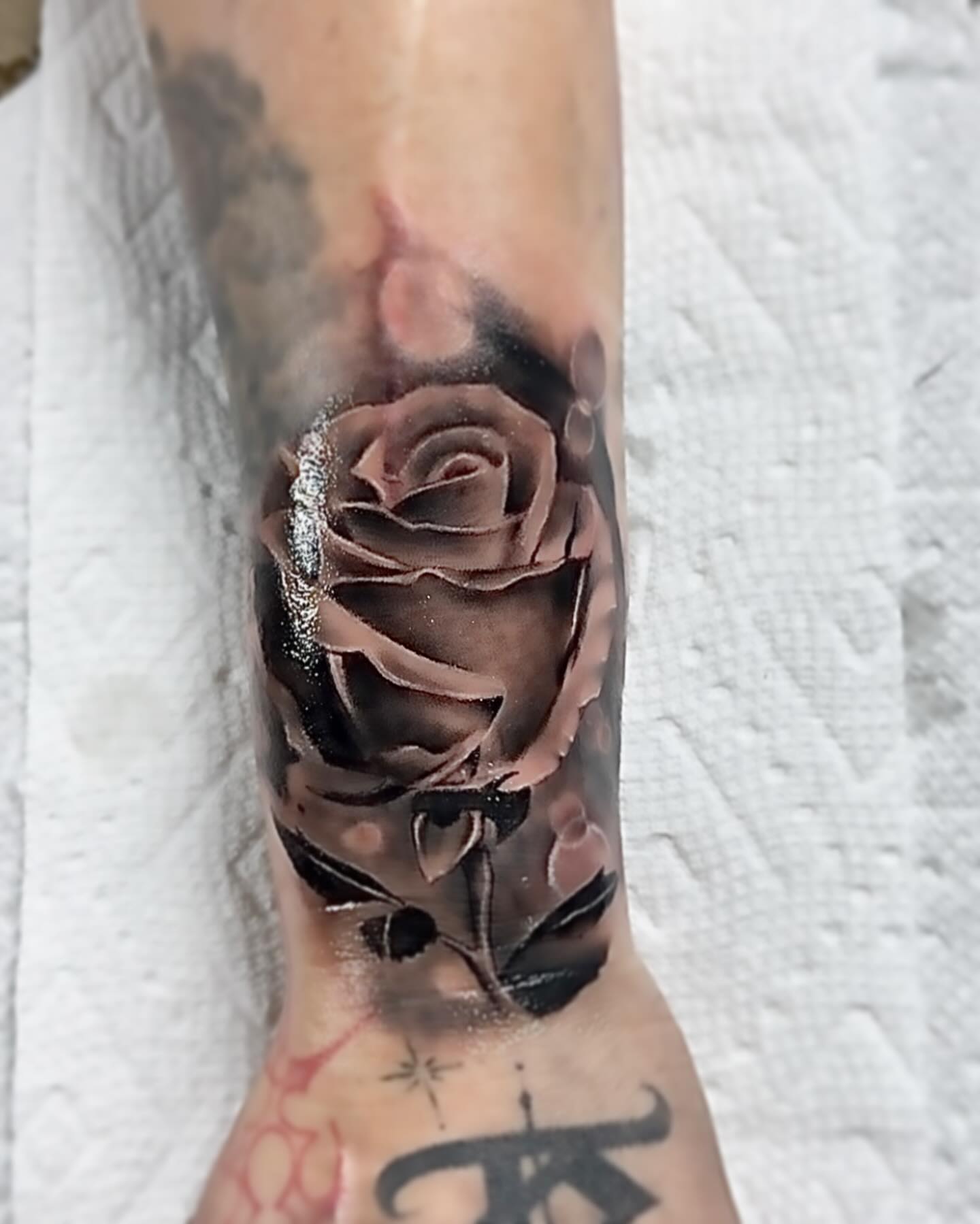 Tattoo by @jettskii_jitt_ β realism, black_and_grey