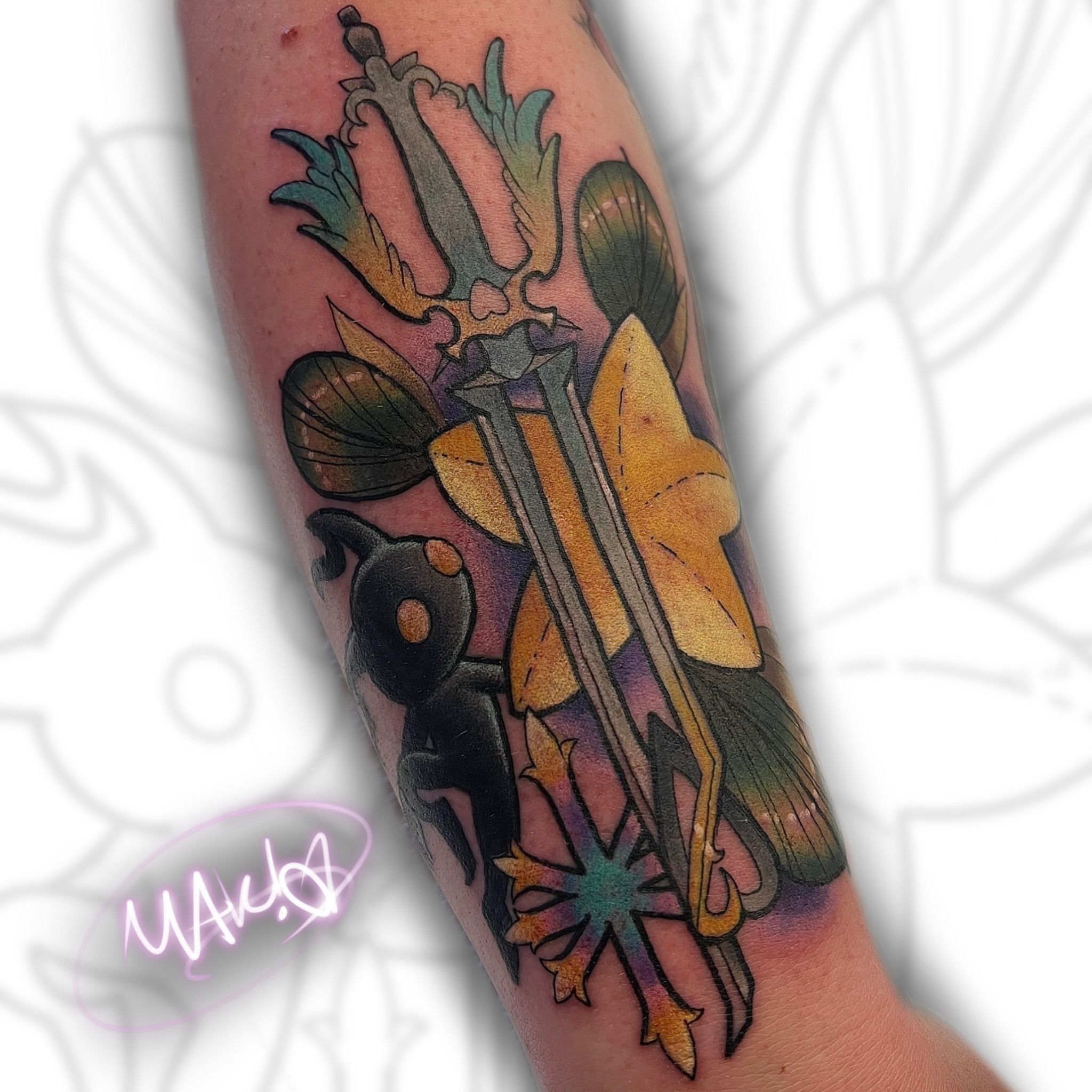 Insect and flowers geometric tattoo on the forearm by ♡𝕄𝕒𝕜𝕒𝕪𝕝𝕒♡, Colorado Springs, Colorado