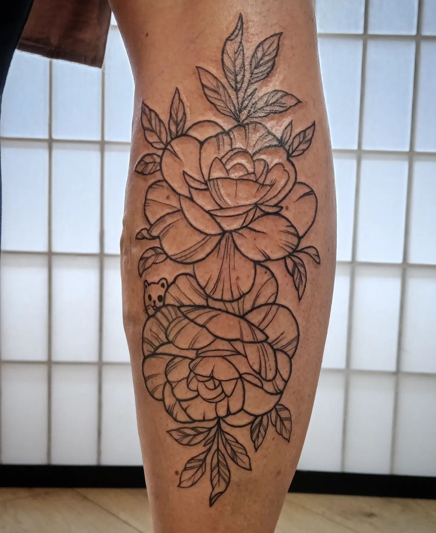 Tattoo by @y_i_n_k — black_and_grey