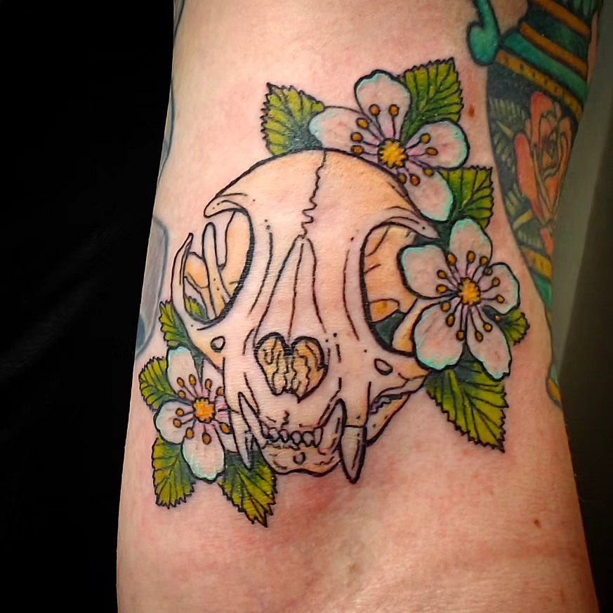 Tattoo by @artoftheblackwolf — american_traditional