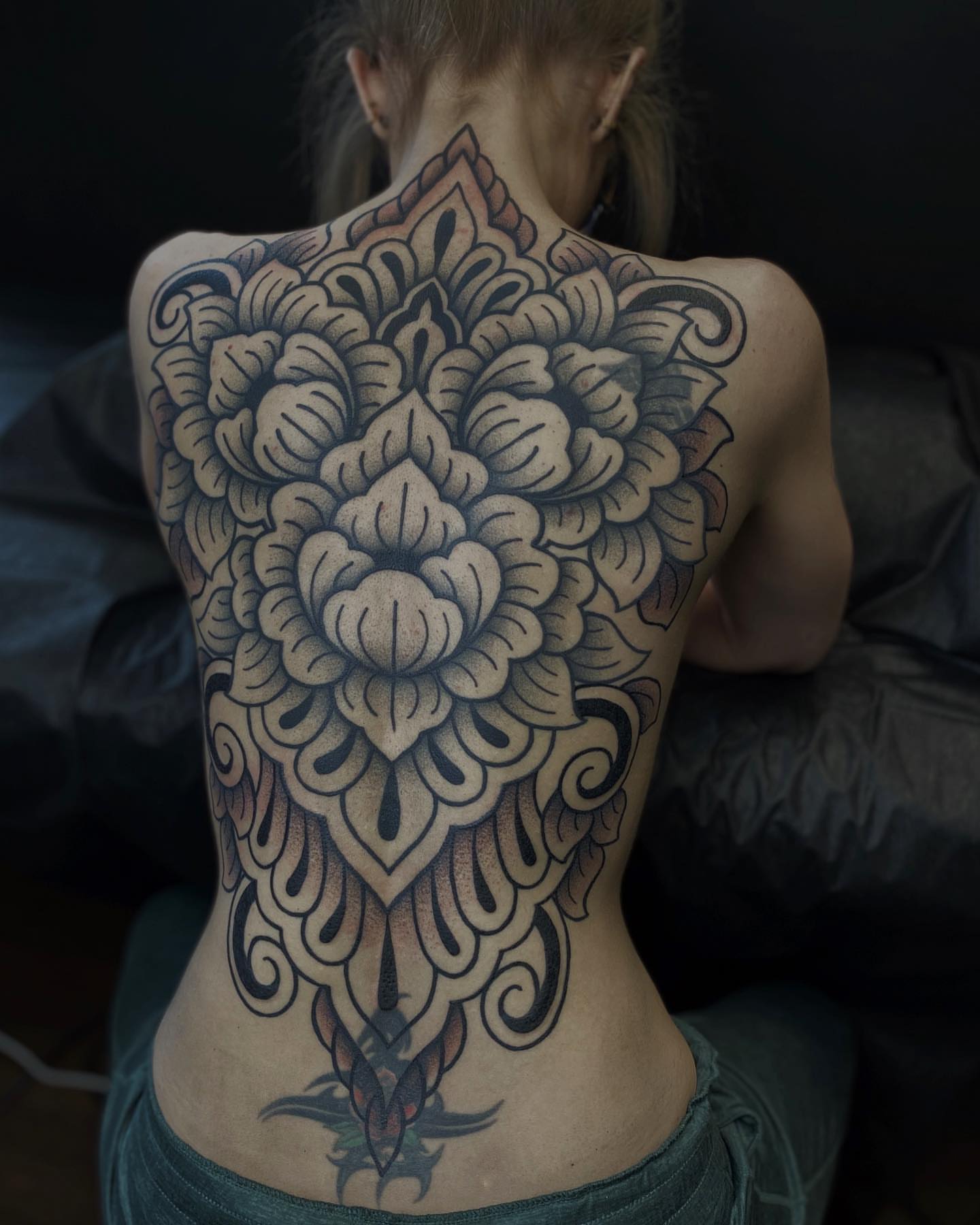 Tattoo by @veronicamussertattoo — dotwork, ornamental
