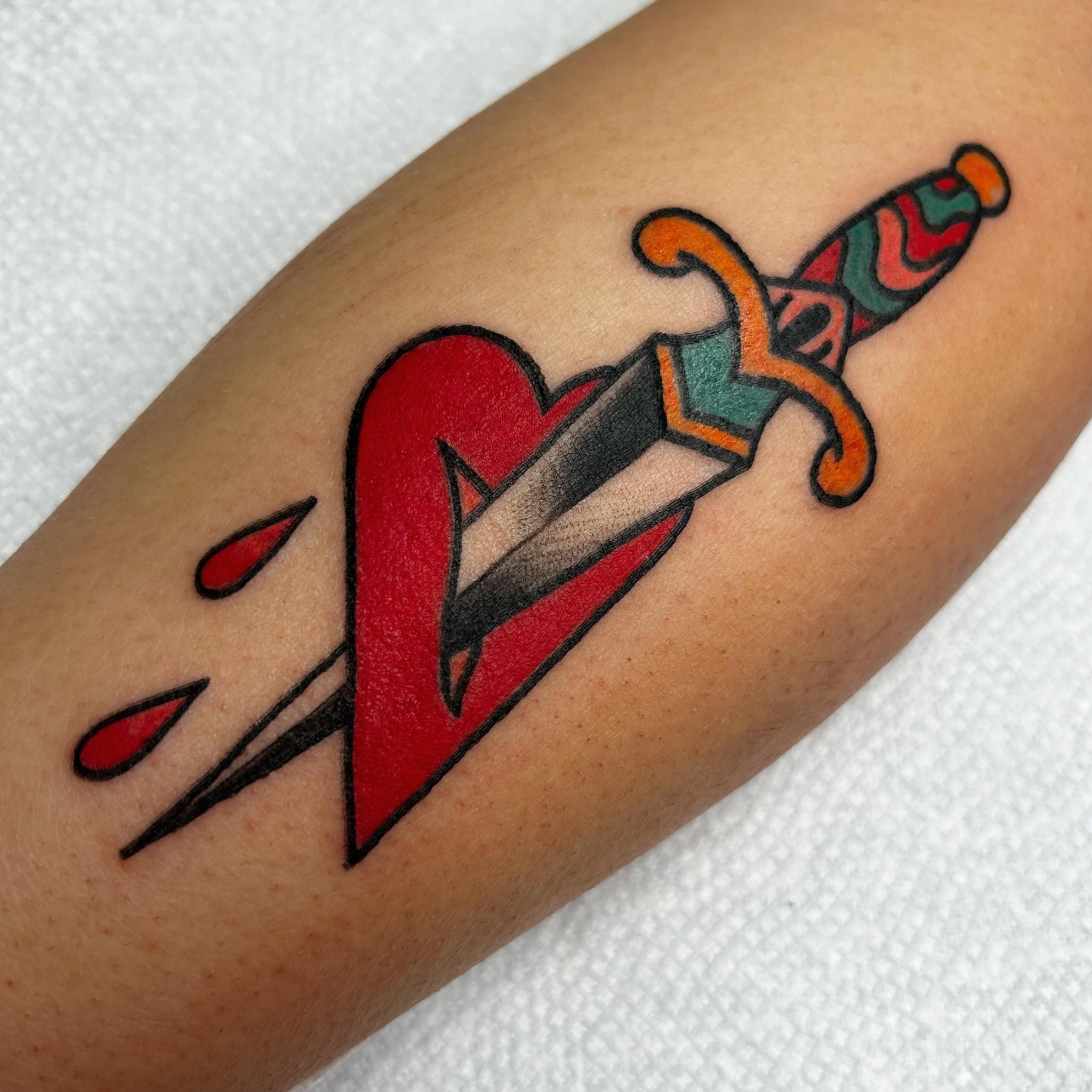 Tattoo by @laurencaldwelltattoo โ american_traditional